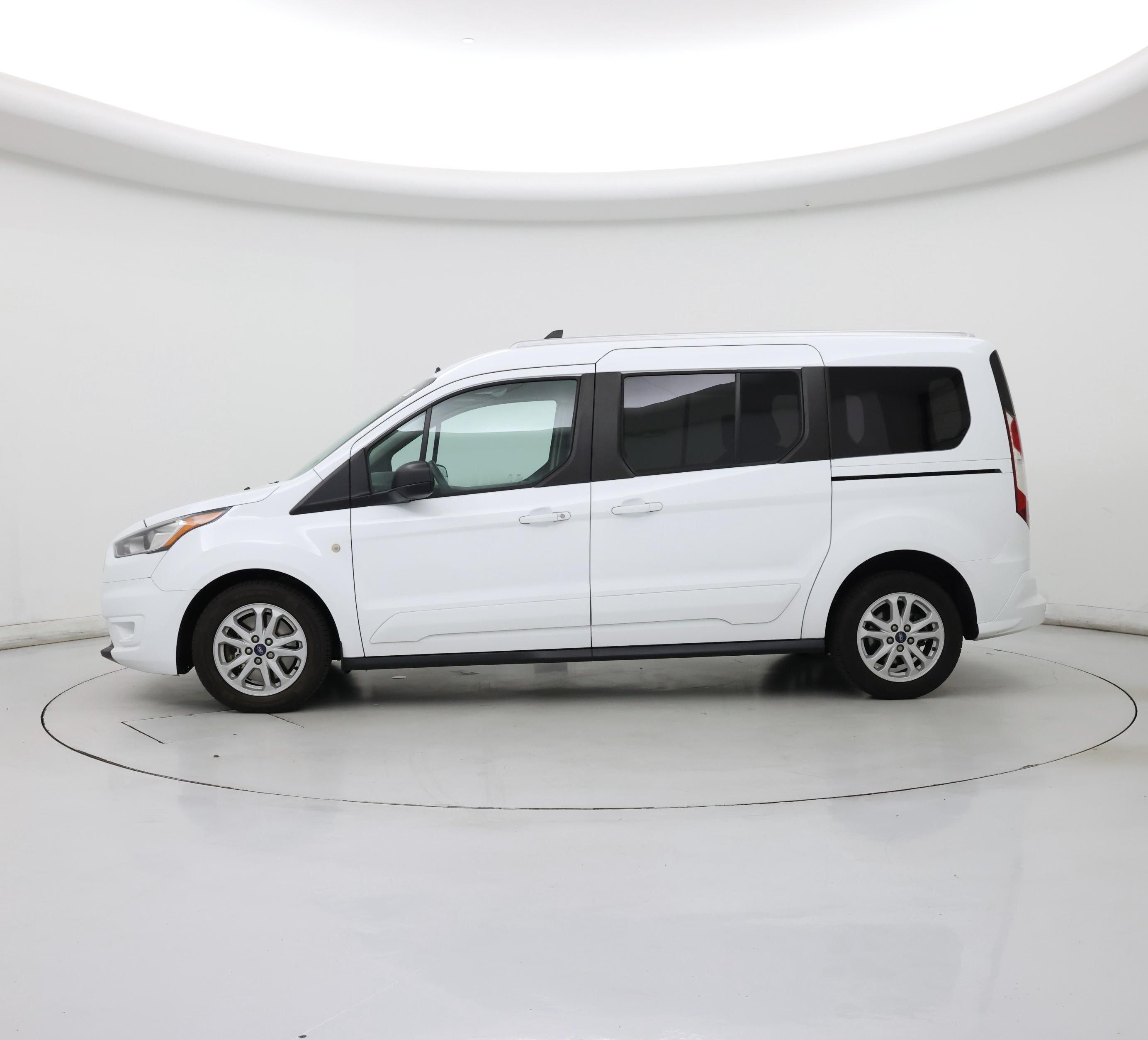 Thumbnail: 2019 Ford Transit Series - 3