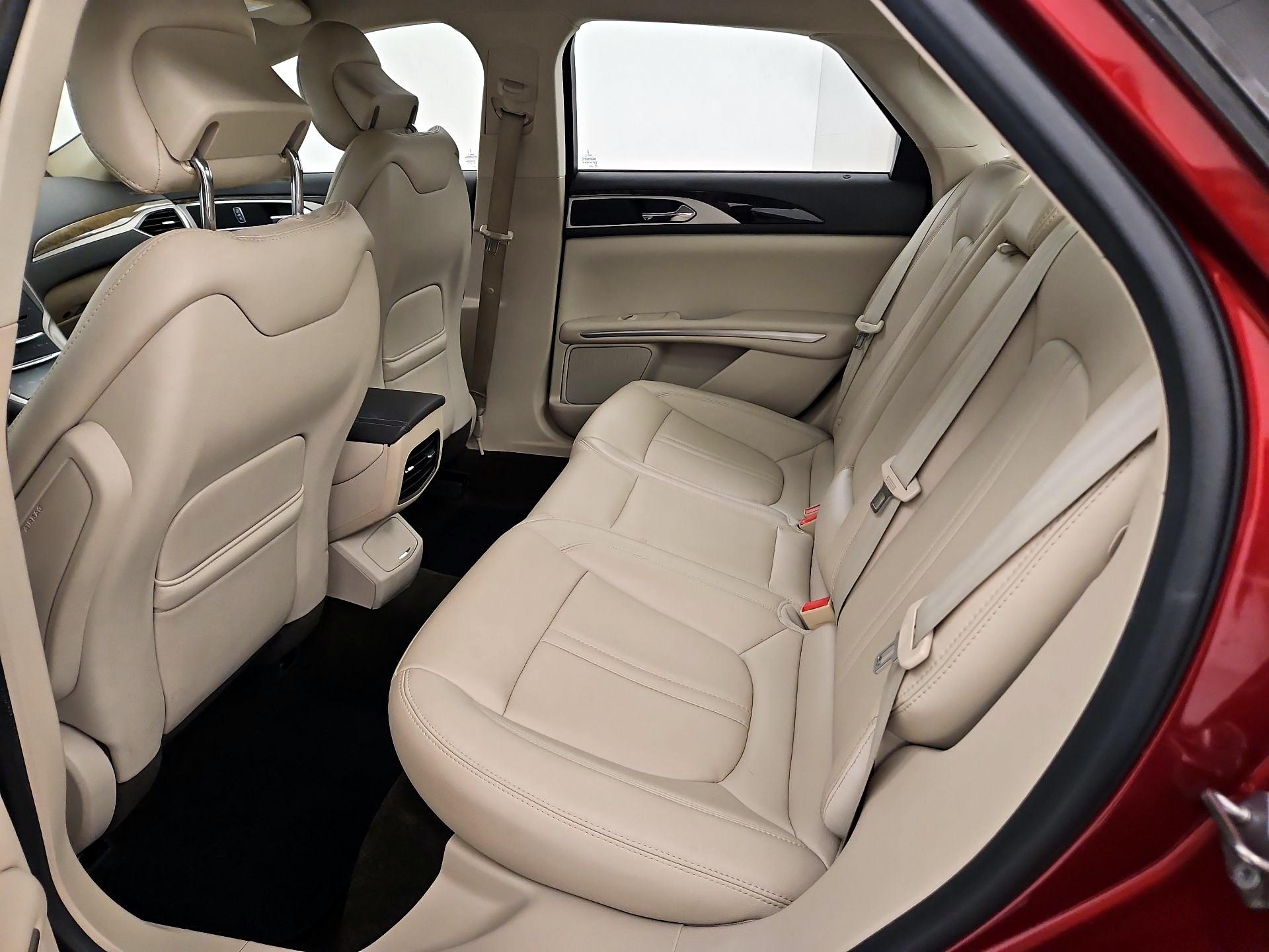 Thumbnail: 2016 Lincoln MKZ - 20