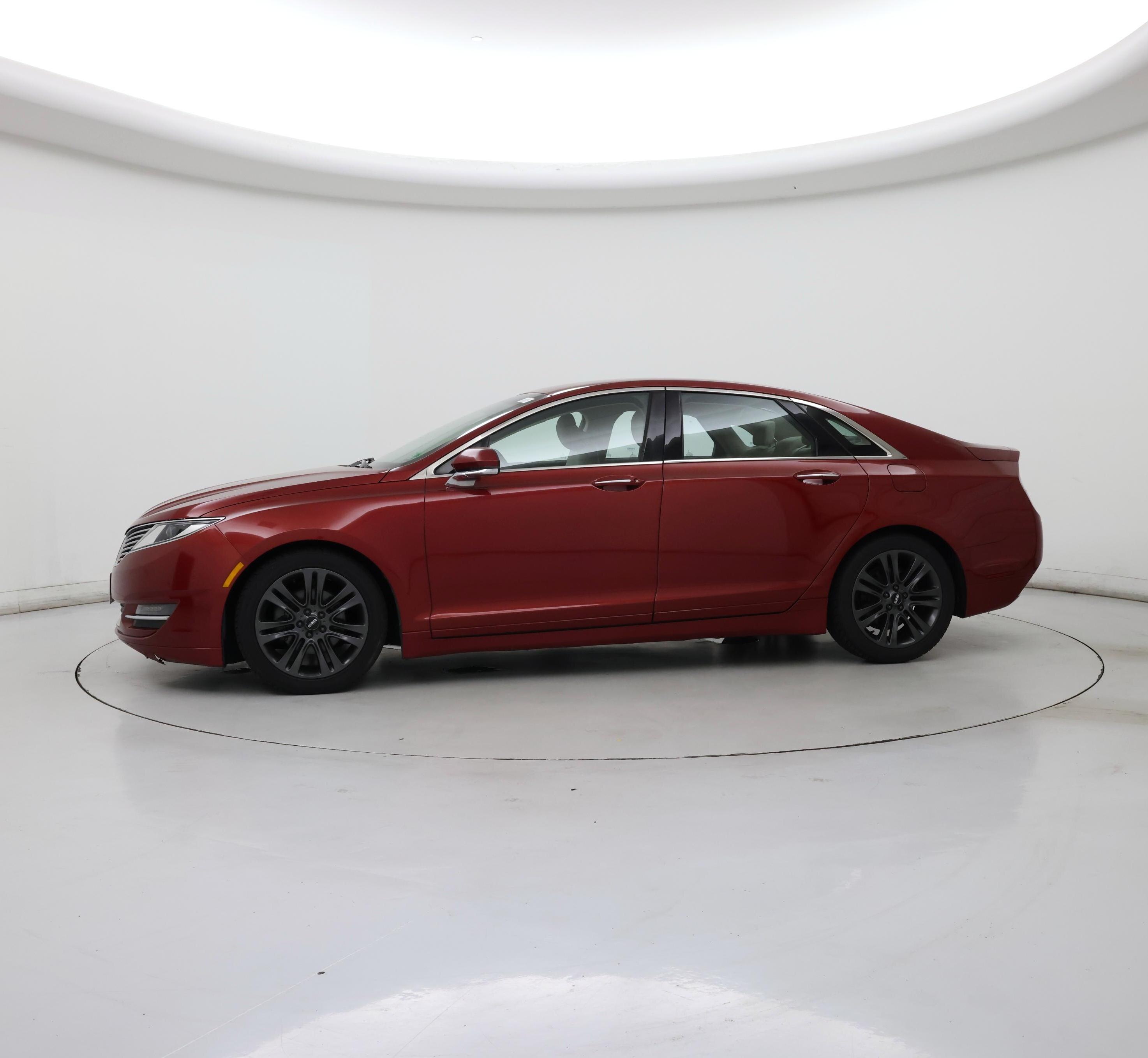 Thumbnail: 2016 Lincoln MKZ - 3