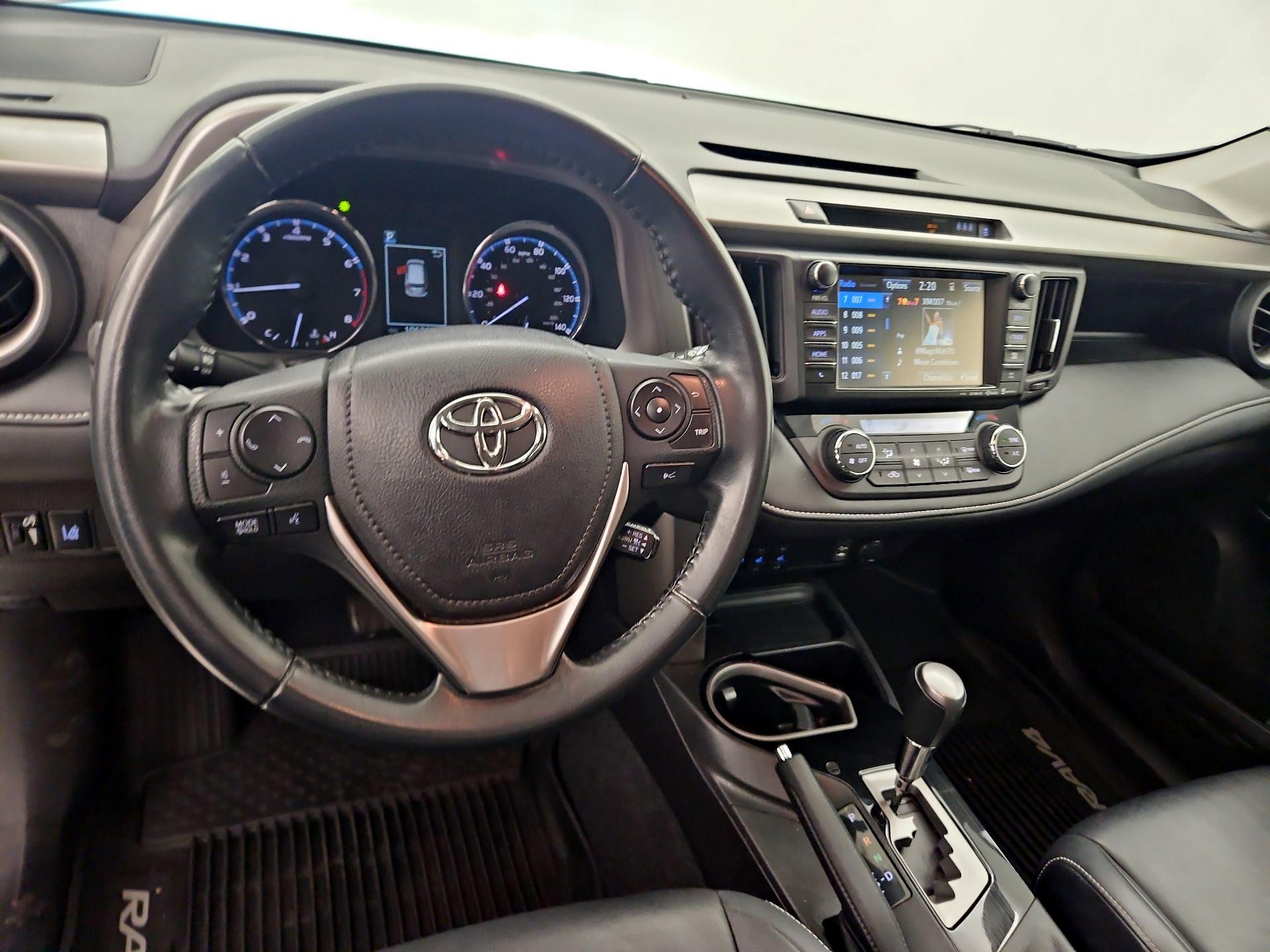 Thumbnail: 2017 Toyota RAV4 - 9