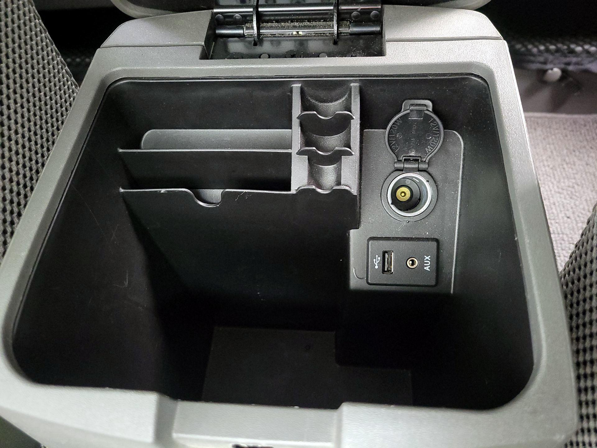 Thumbnail: 2015 Nissan Frontier - 18