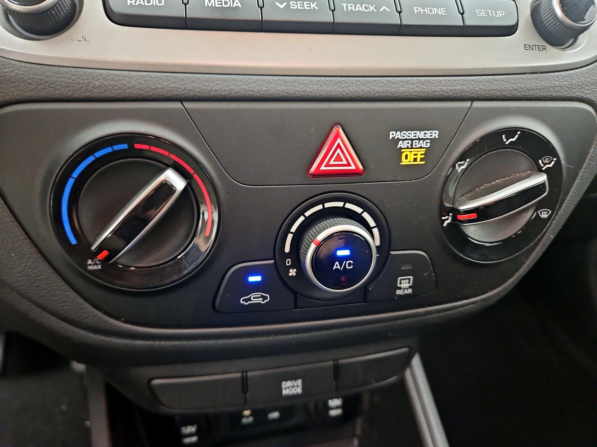 Thumbnail: 2020 Hyundai Accent - 16
