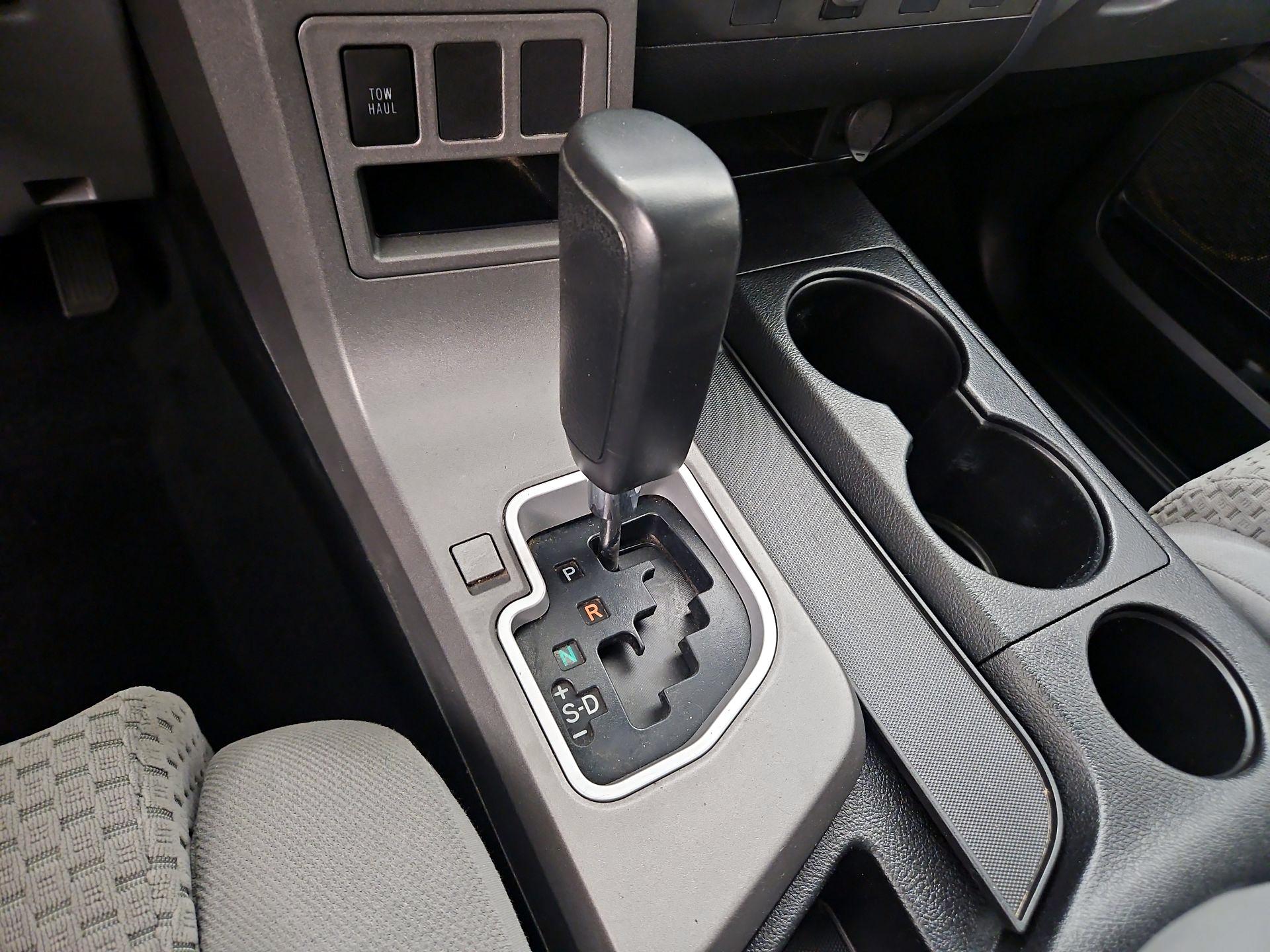 Thumbnail: 2013 Toyota Tundra - 17