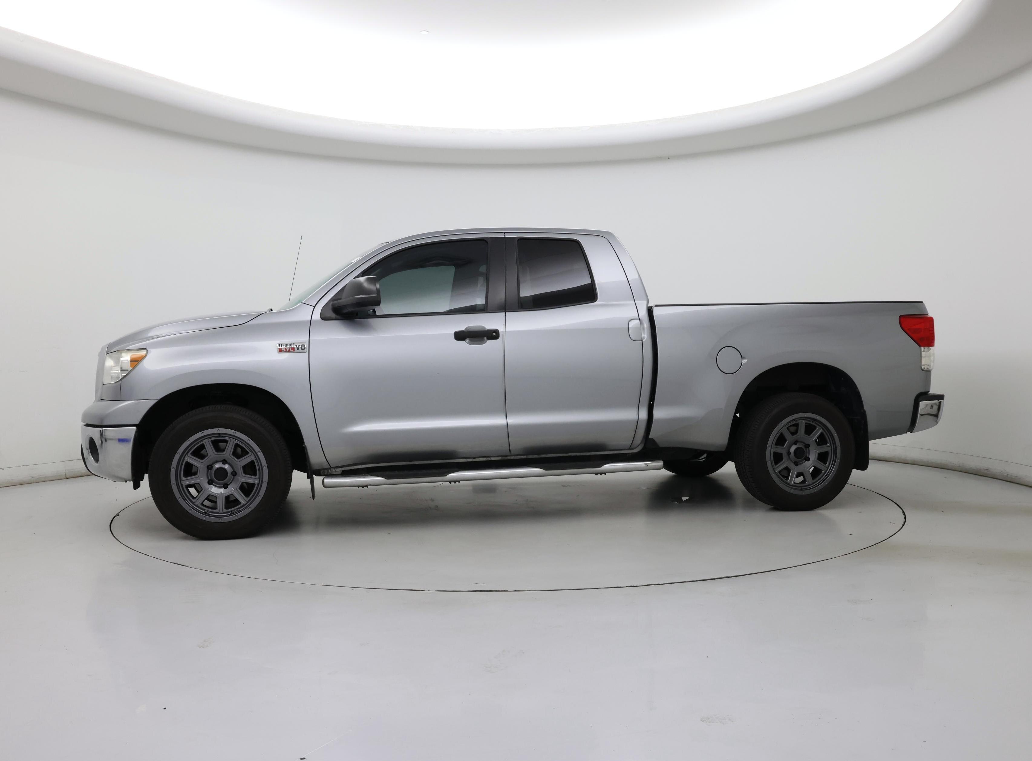 Thumbnail: 2013 Toyota Tundra - 3