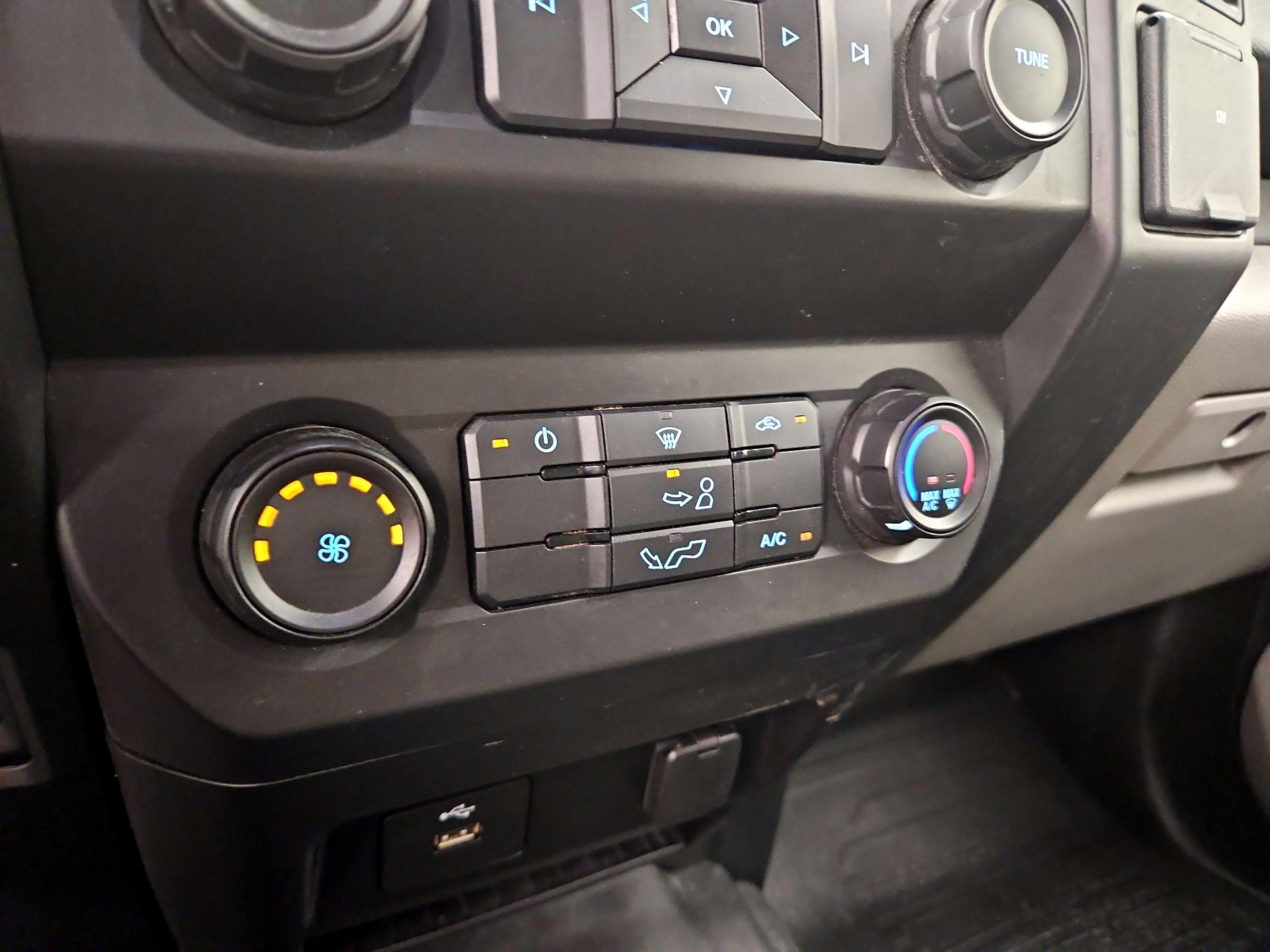 Thumbnail: 2019 Ford F-150 - 16