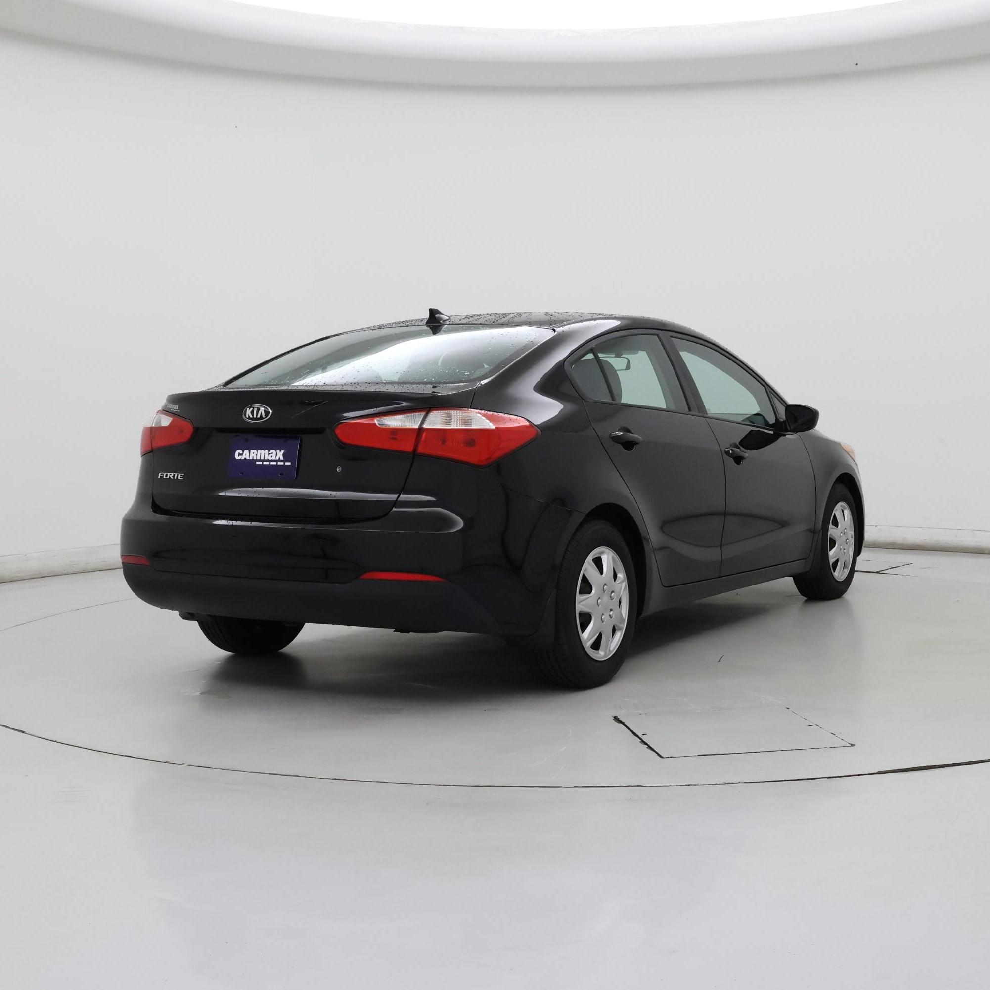 Thumbnail: 2015 Kia Forte - 8