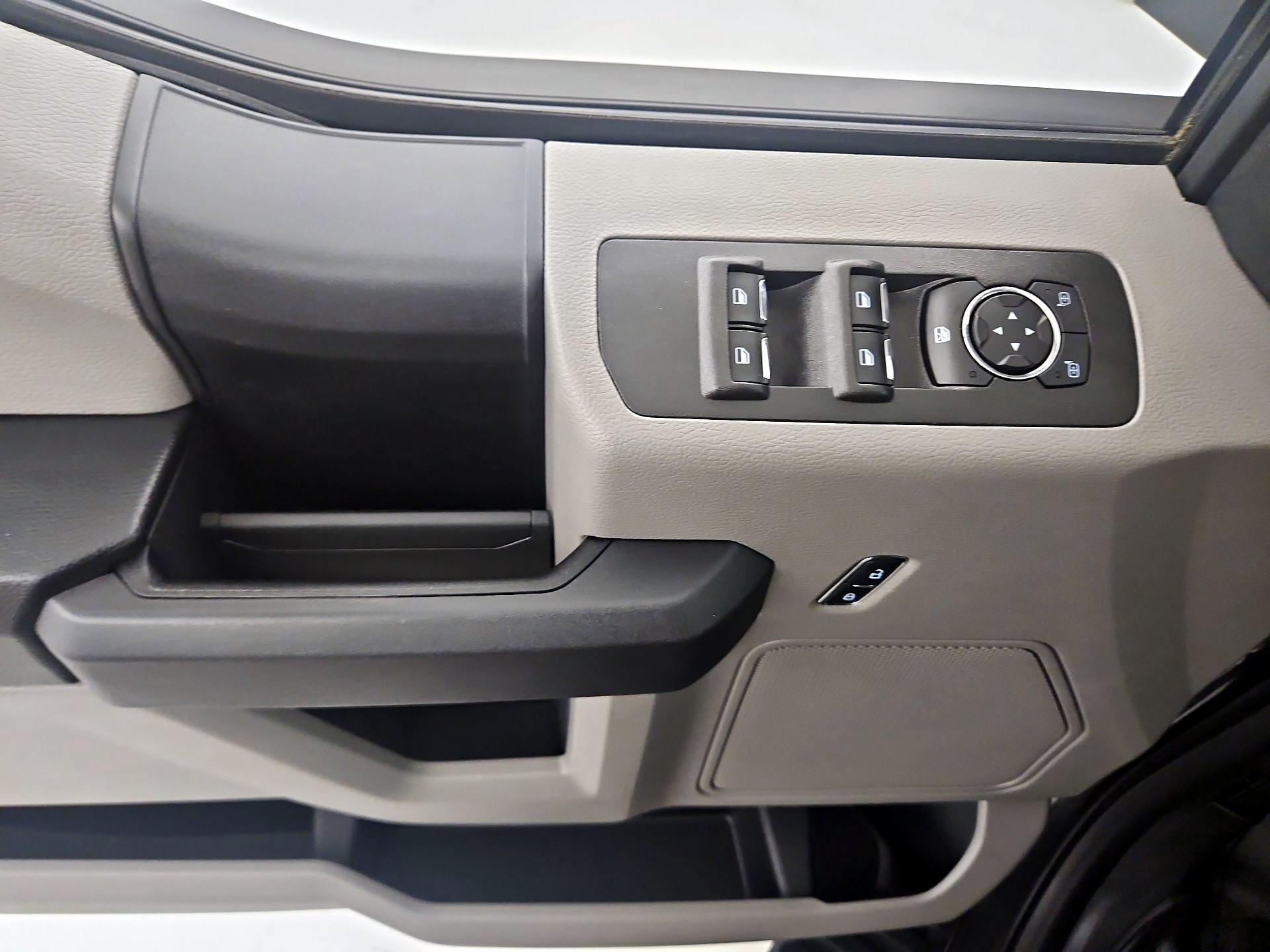Thumbnail: 2018 Ford F-150 - 12