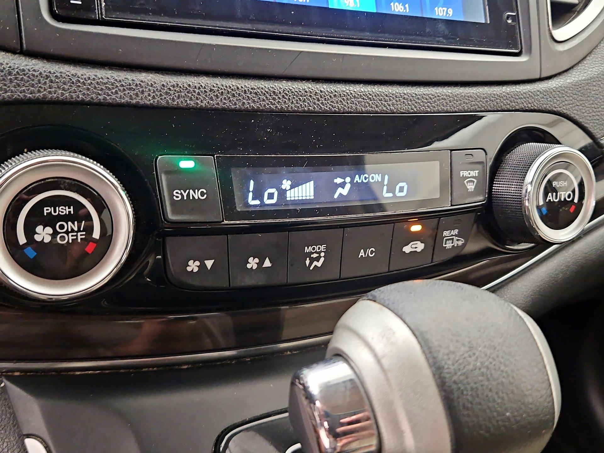 Thumbnail: 2016 Honda CR-V - 16