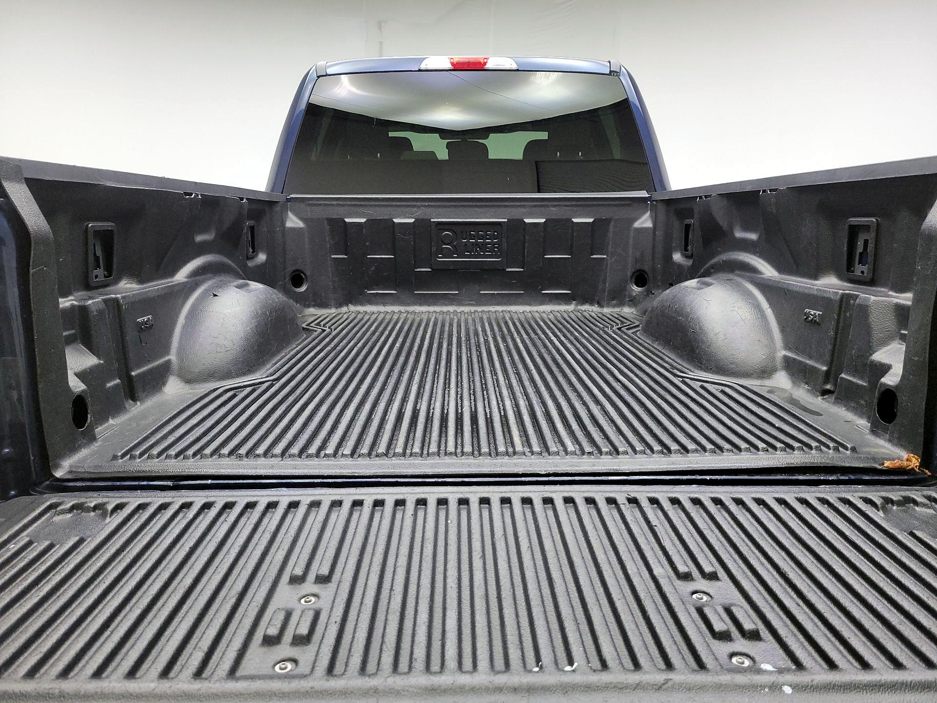 Thumbnail: 2019 Ford F-250 - 20