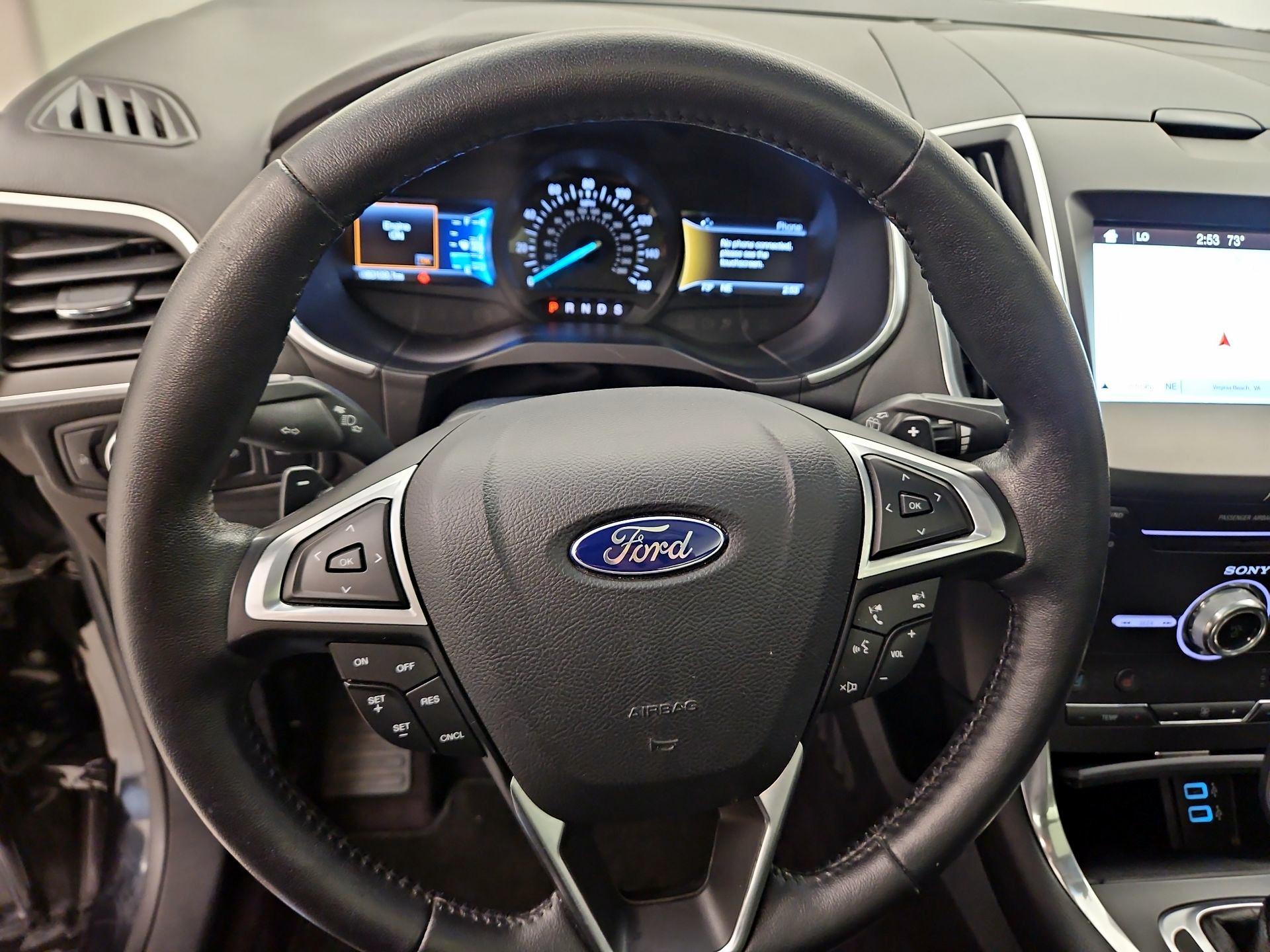 Thumbnail: 2017 Ford Edge - 10