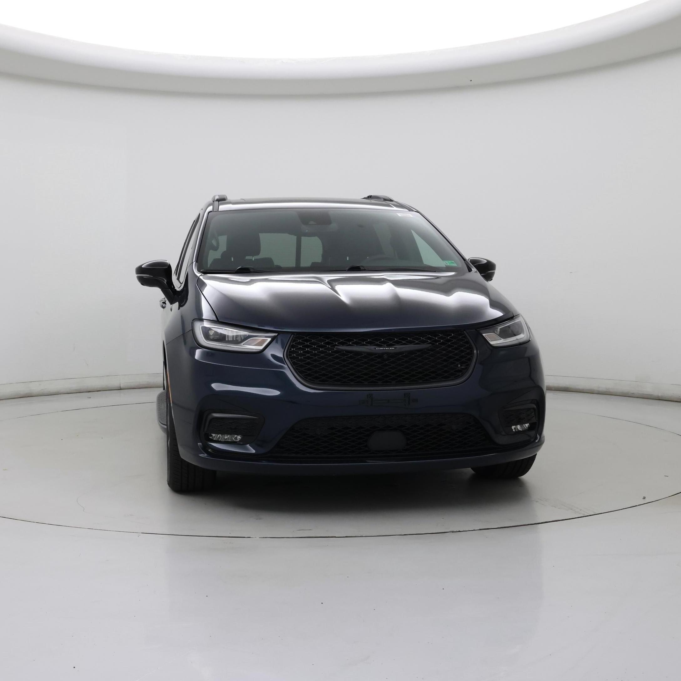 Thumbnail: 2023 Chrysler Pacifica - 5