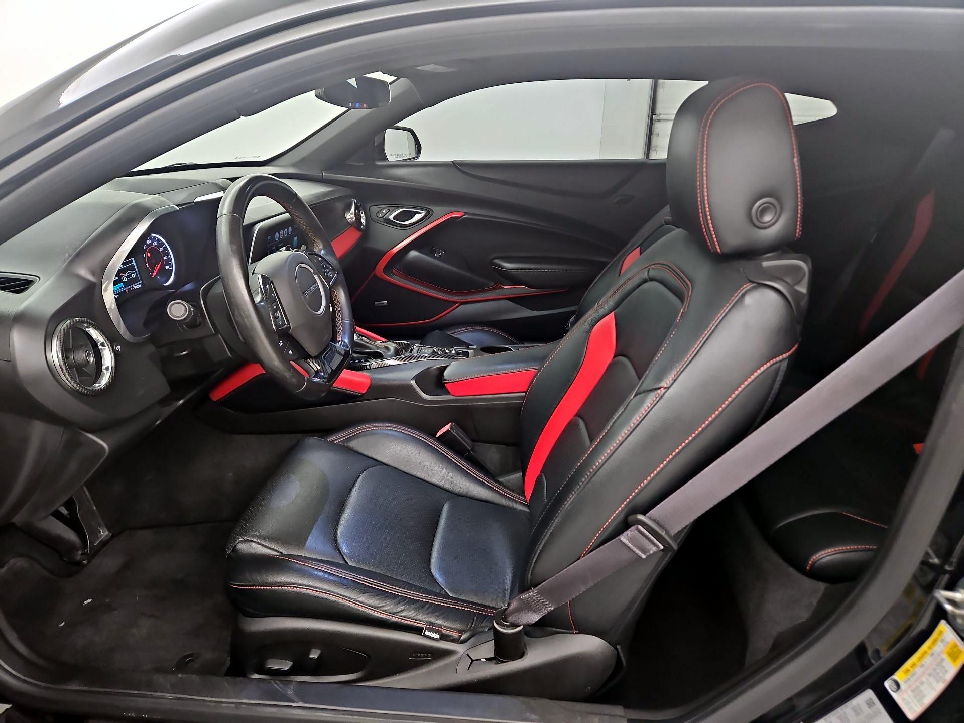 Thumbnail: 2016 Chevrolet Camaro - 11
