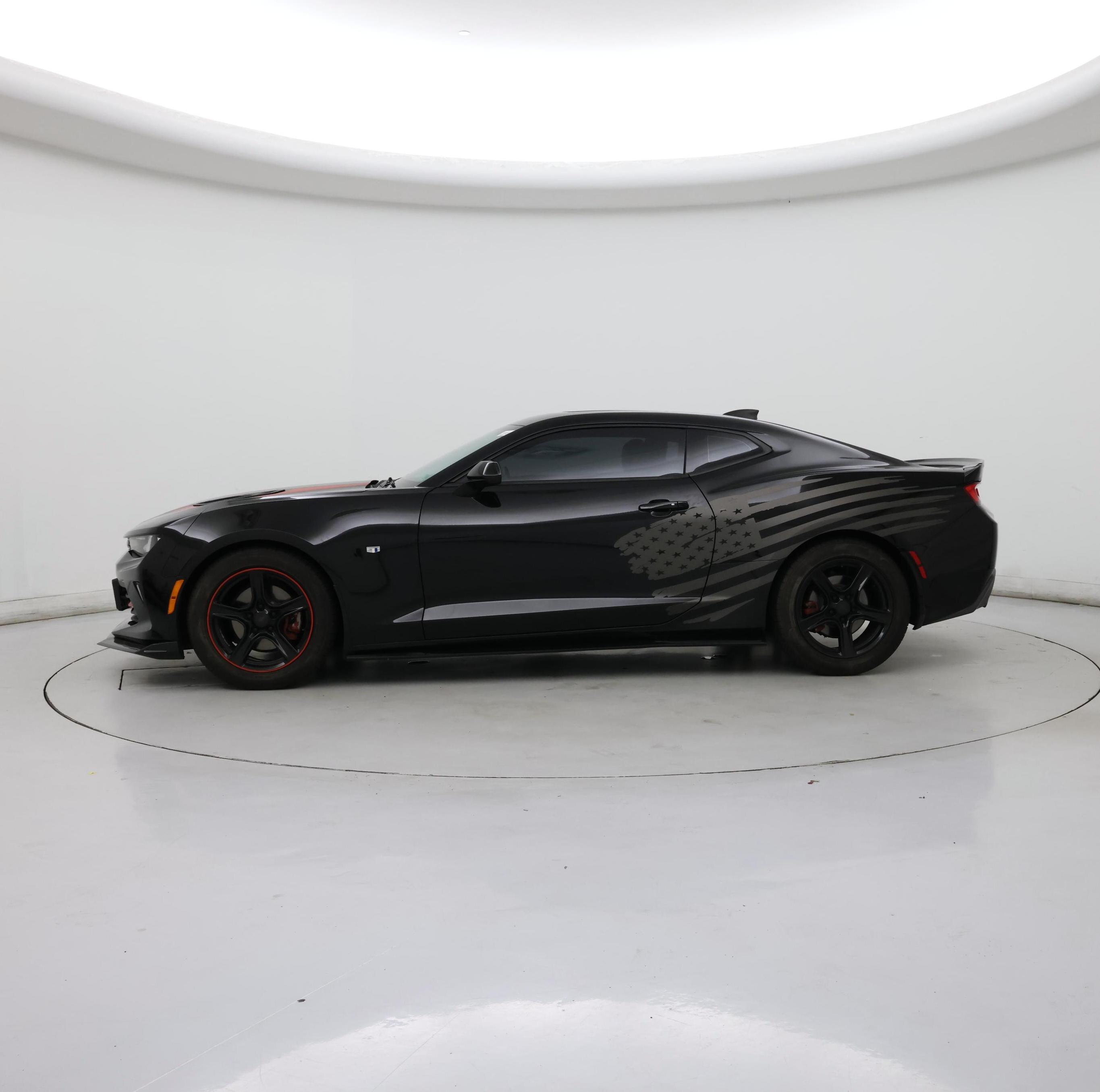 Thumbnail: 2016 Chevrolet Camaro - 3