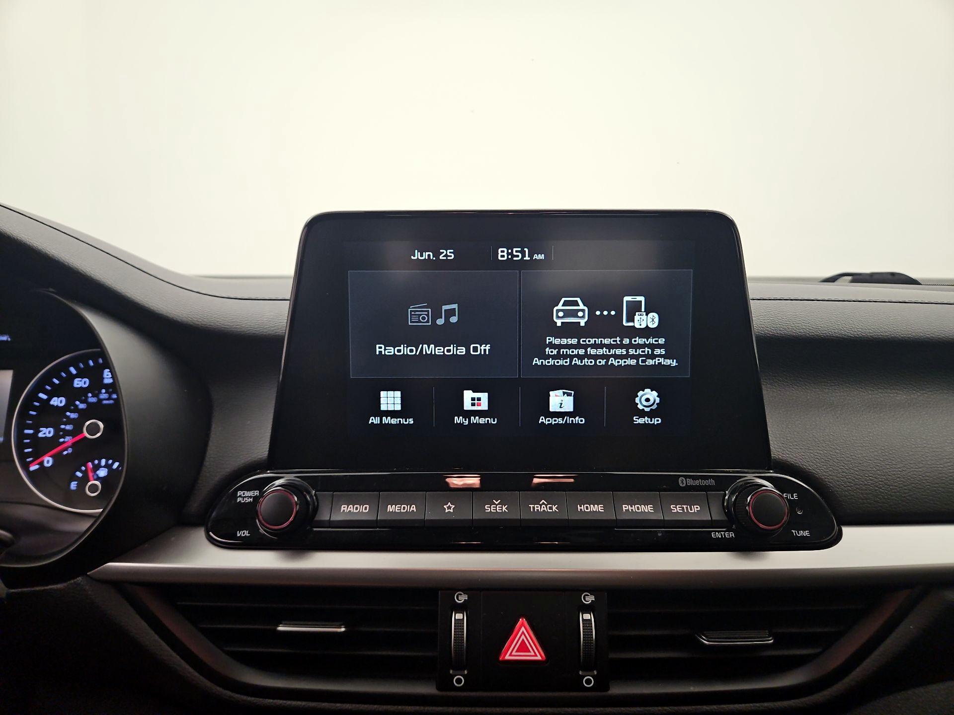 Thumbnail: 2019 Kia Forte - 15
