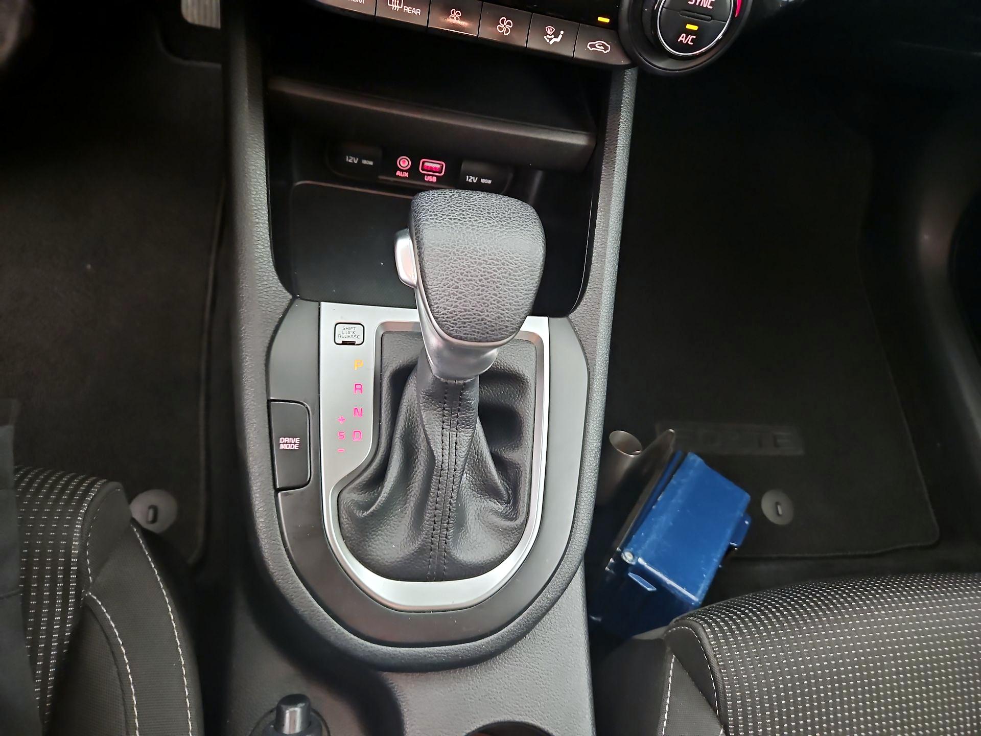 Thumbnail: 2019 Kia Forte - 17