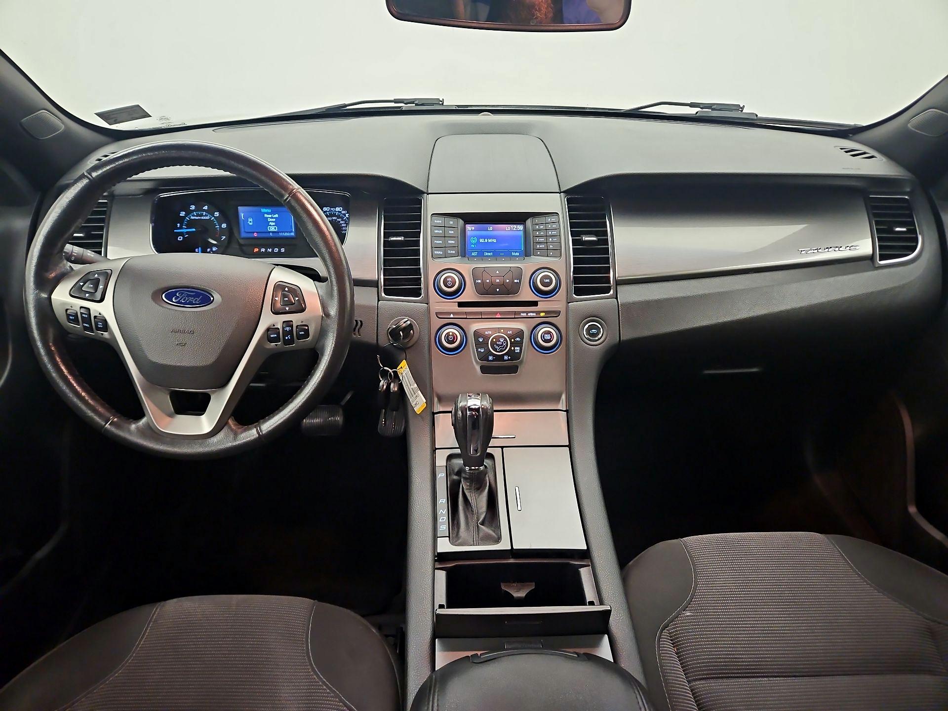 Thumbnail: 2014 Ford Taurus - 9