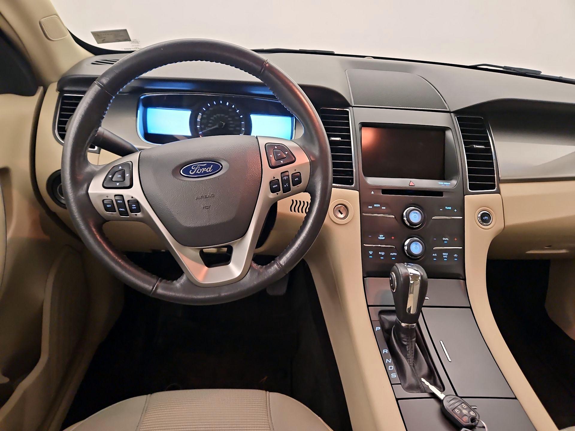 Thumbnail: 2014 Ford Taurus - 10