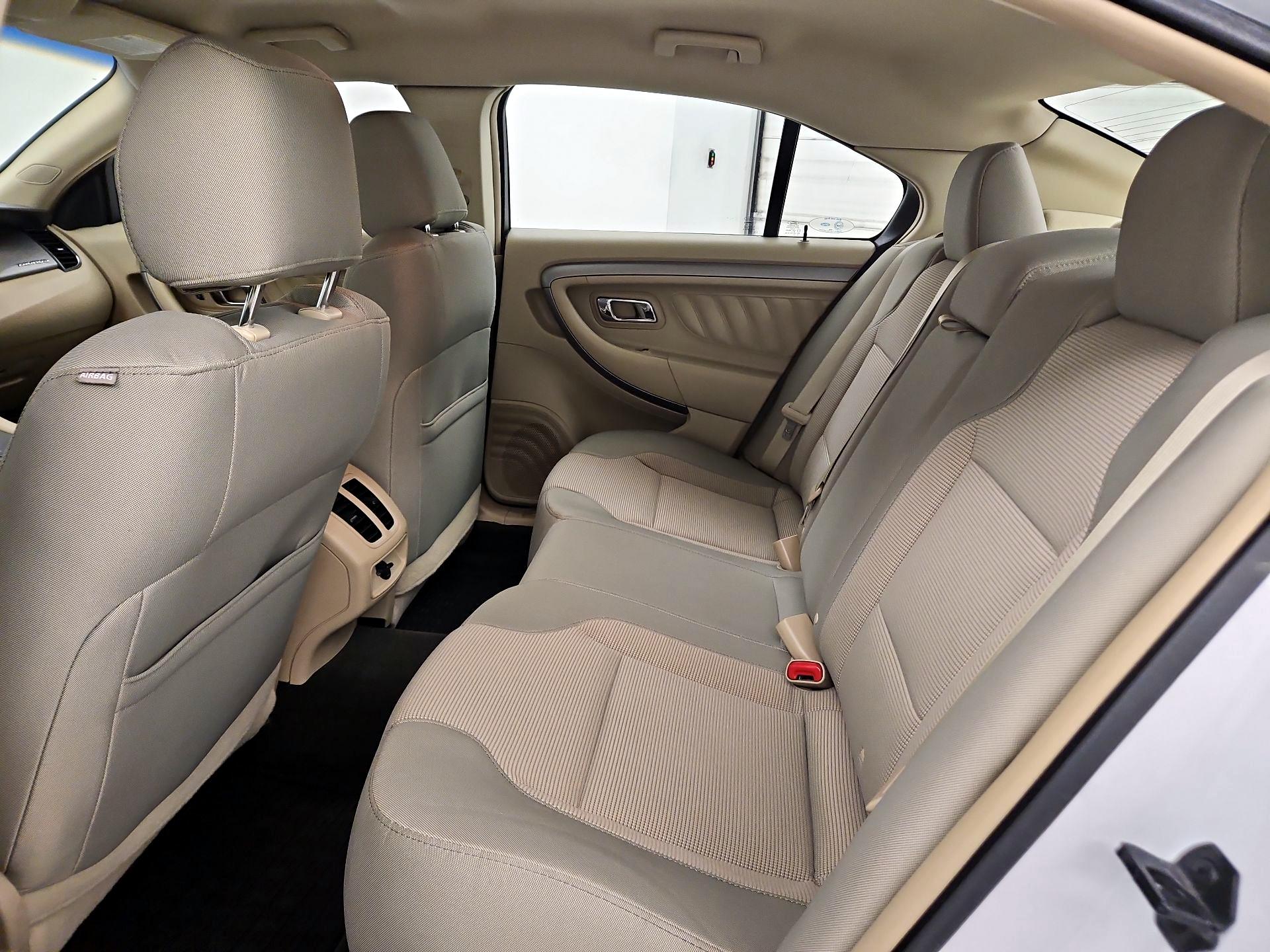 Thumbnail: 2014 Ford Taurus - 20