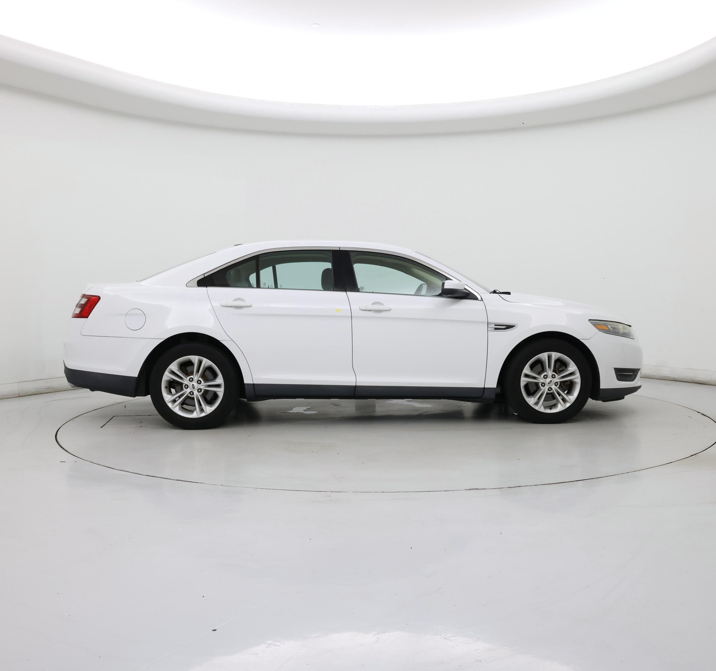 Thumbnail: 2014 Ford Taurus - 7