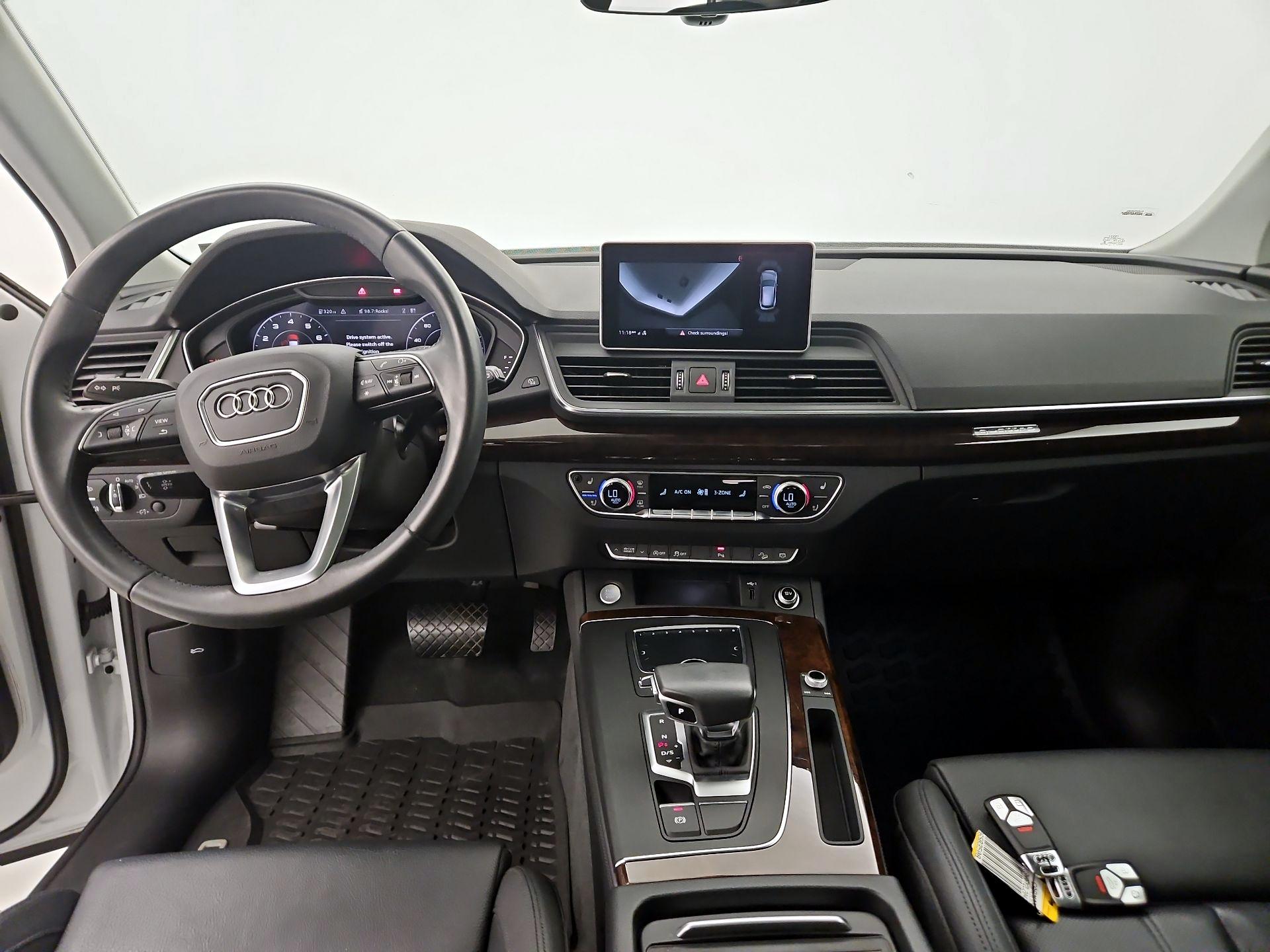 Thumbnail: 2020 Audi Q5 - 9