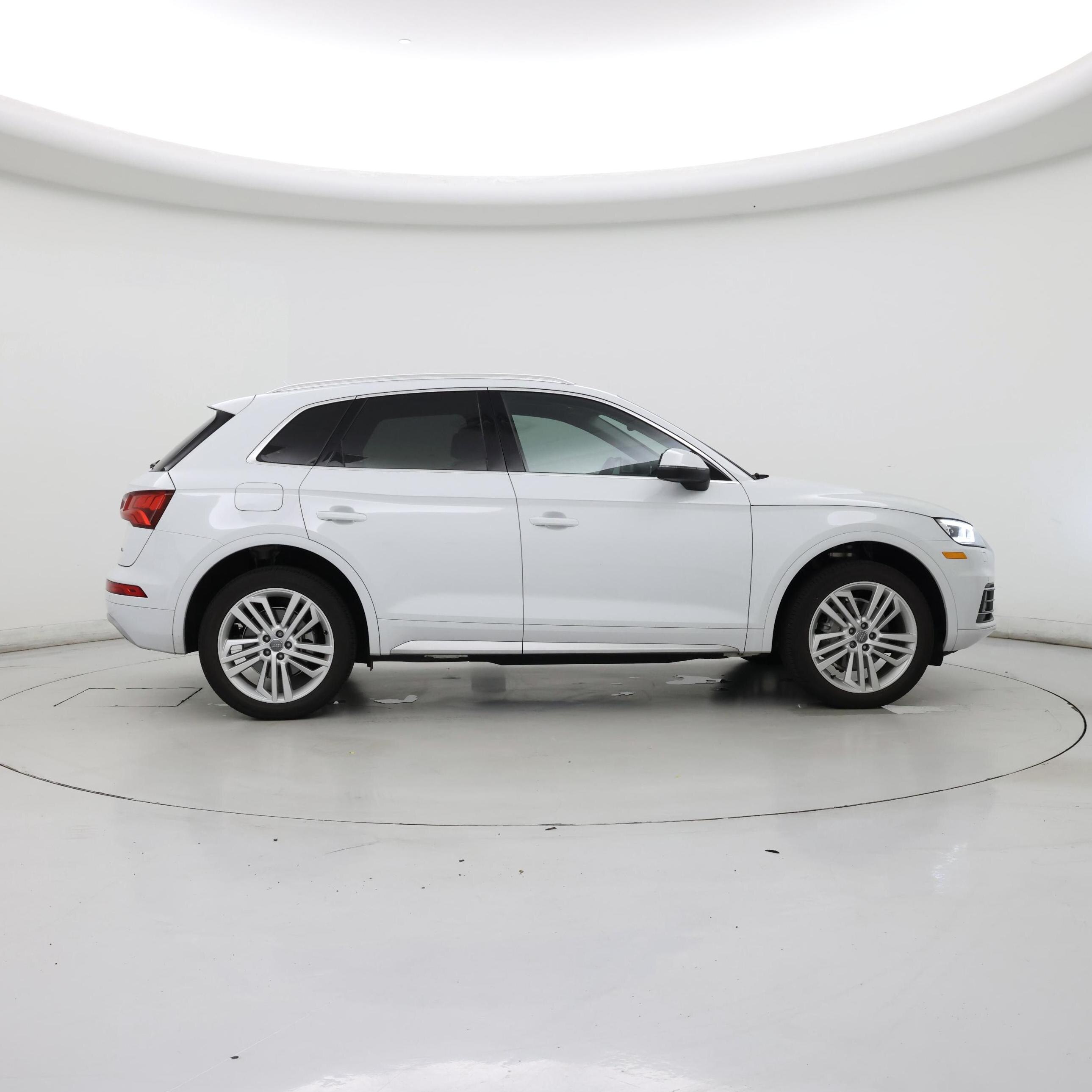 Thumbnail: 2020 Audi Q5 - 7