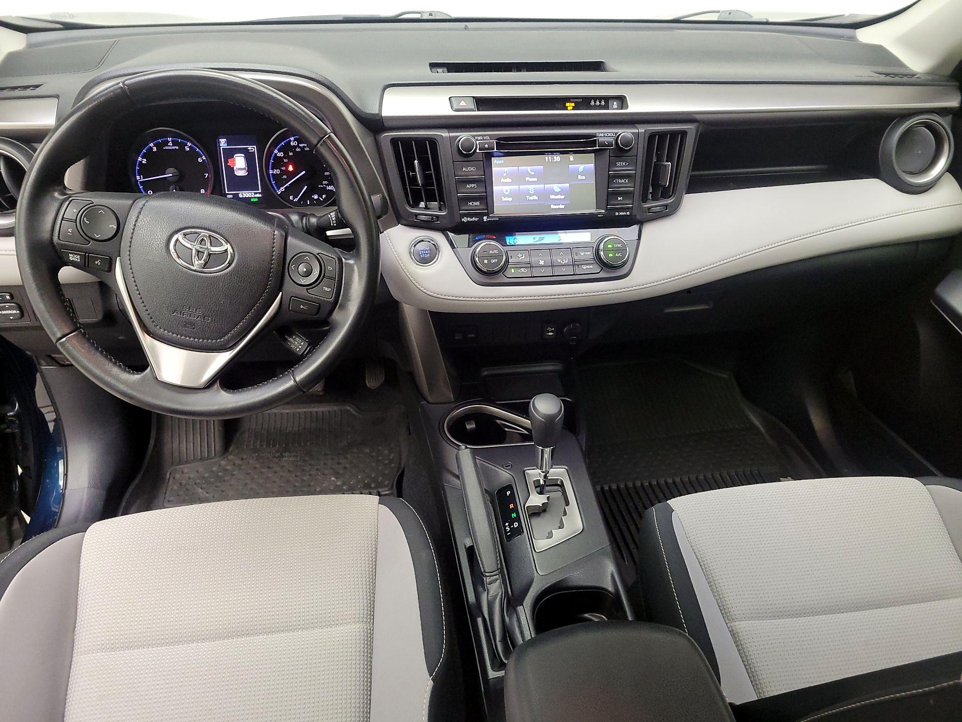 Thumbnail: 2018 Toyota RAV4 - 9