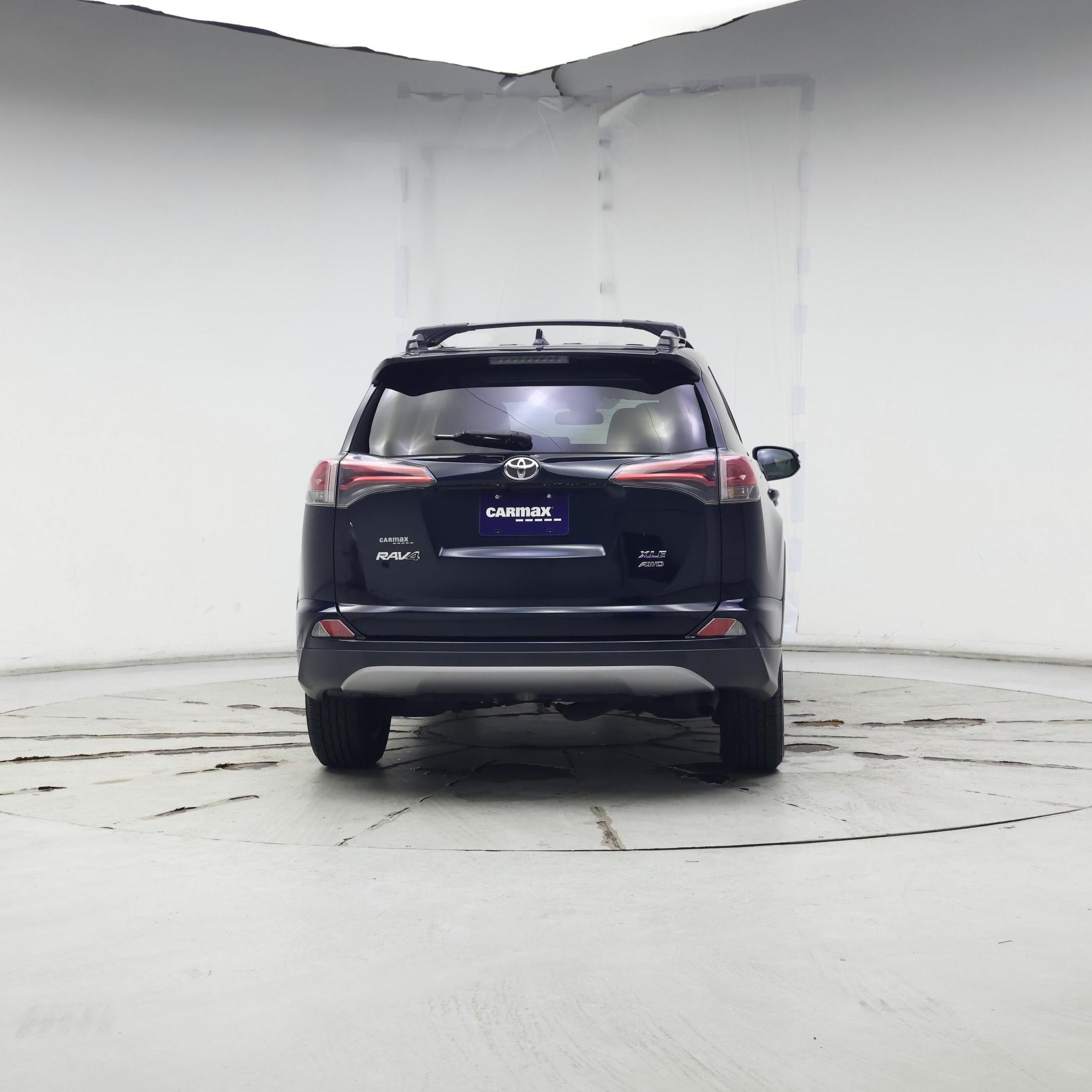 Thumbnail: 2018 Toyota RAV4 - 6