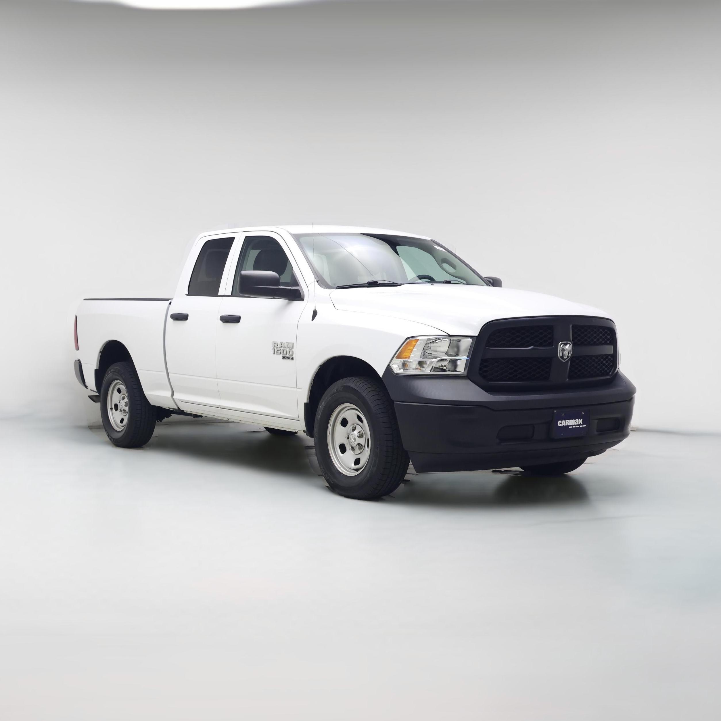 Thumbnail: 2021 RAM 1500 Classic - 1