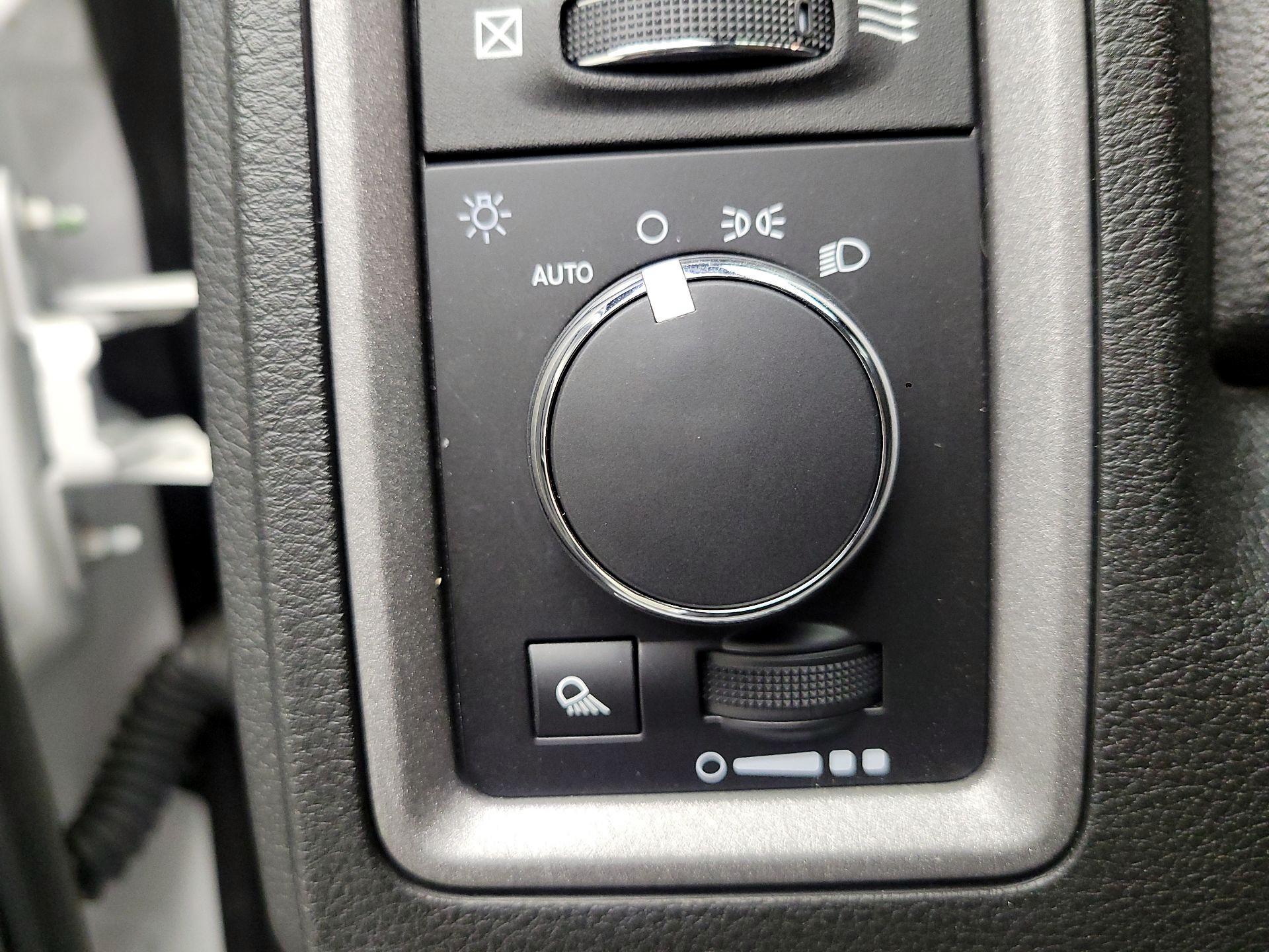 Thumbnail: 2021 RAM 1500 Classic - 13