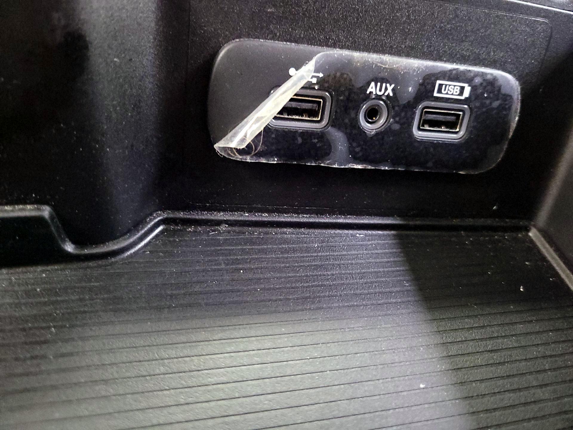 Thumbnail: 2021 RAM 1500 Classic - 18