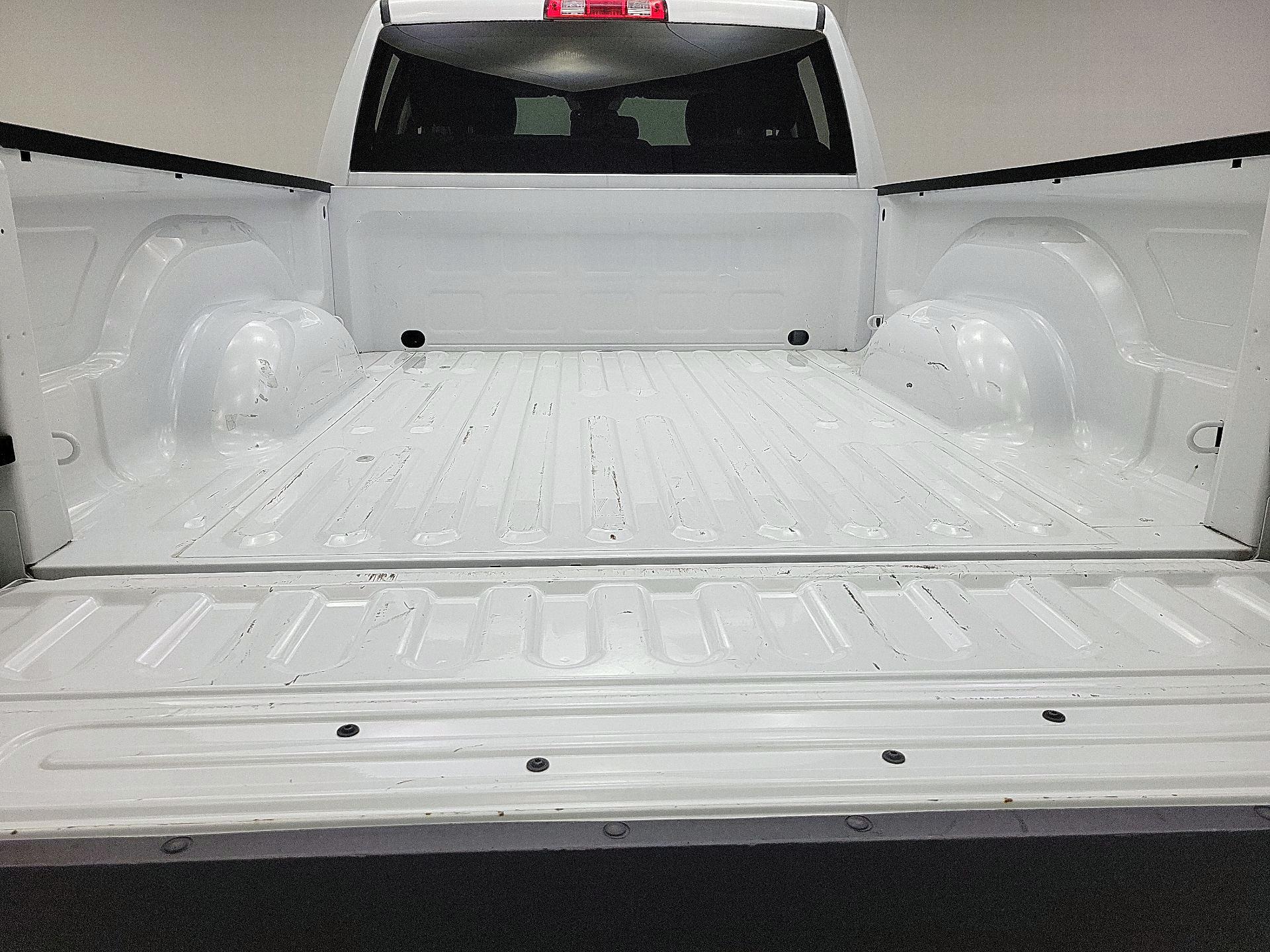 Thumbnail: 2021 RAM 1500 Classic - 20