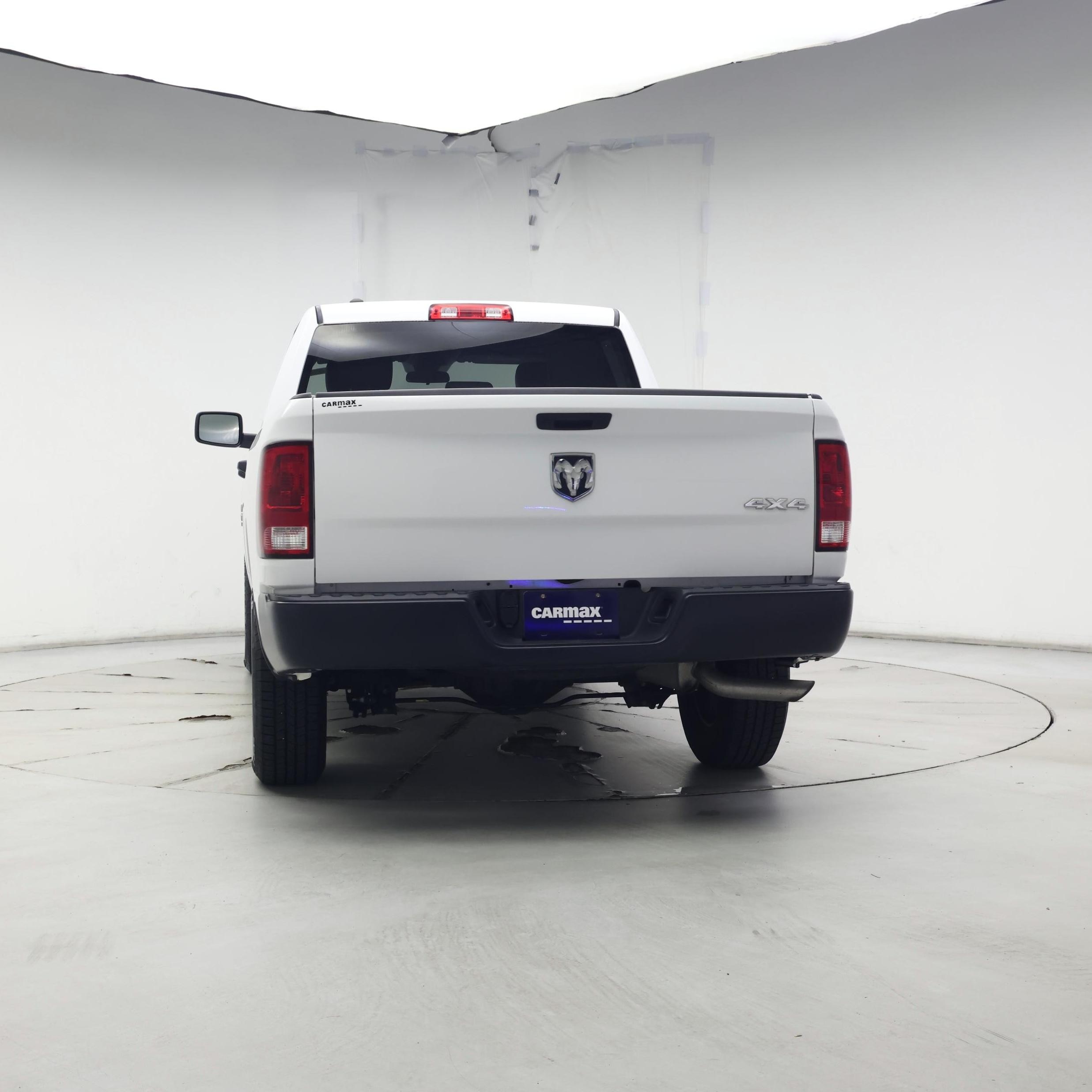 Thumbnail: 2021 RAM 1500 Classic - 6