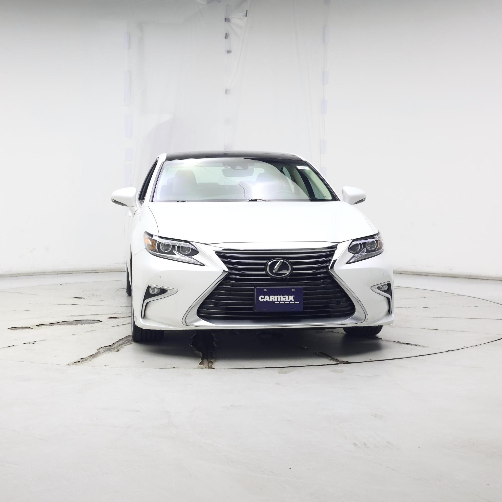 Thumbnail: 2016 Lexus ES - 5