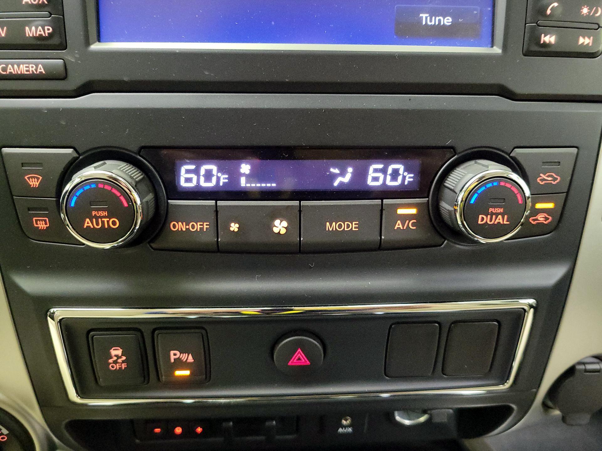 Thumbnail: 2016 Nissan Titan - 17