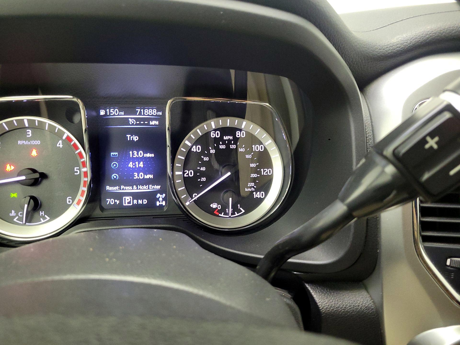 Thumbnail: 2016 Nissan Titan - 18