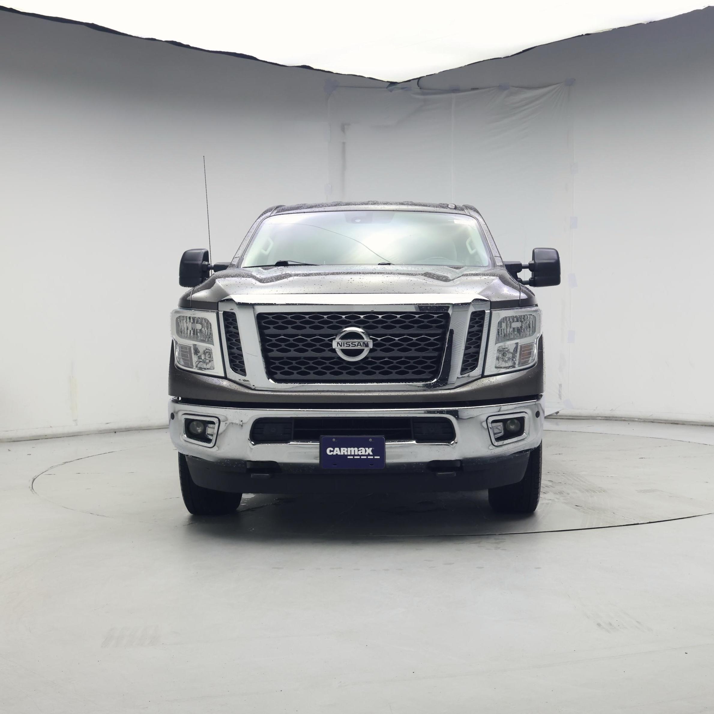 Thumbnail: 2016 Nissan Titan - 5