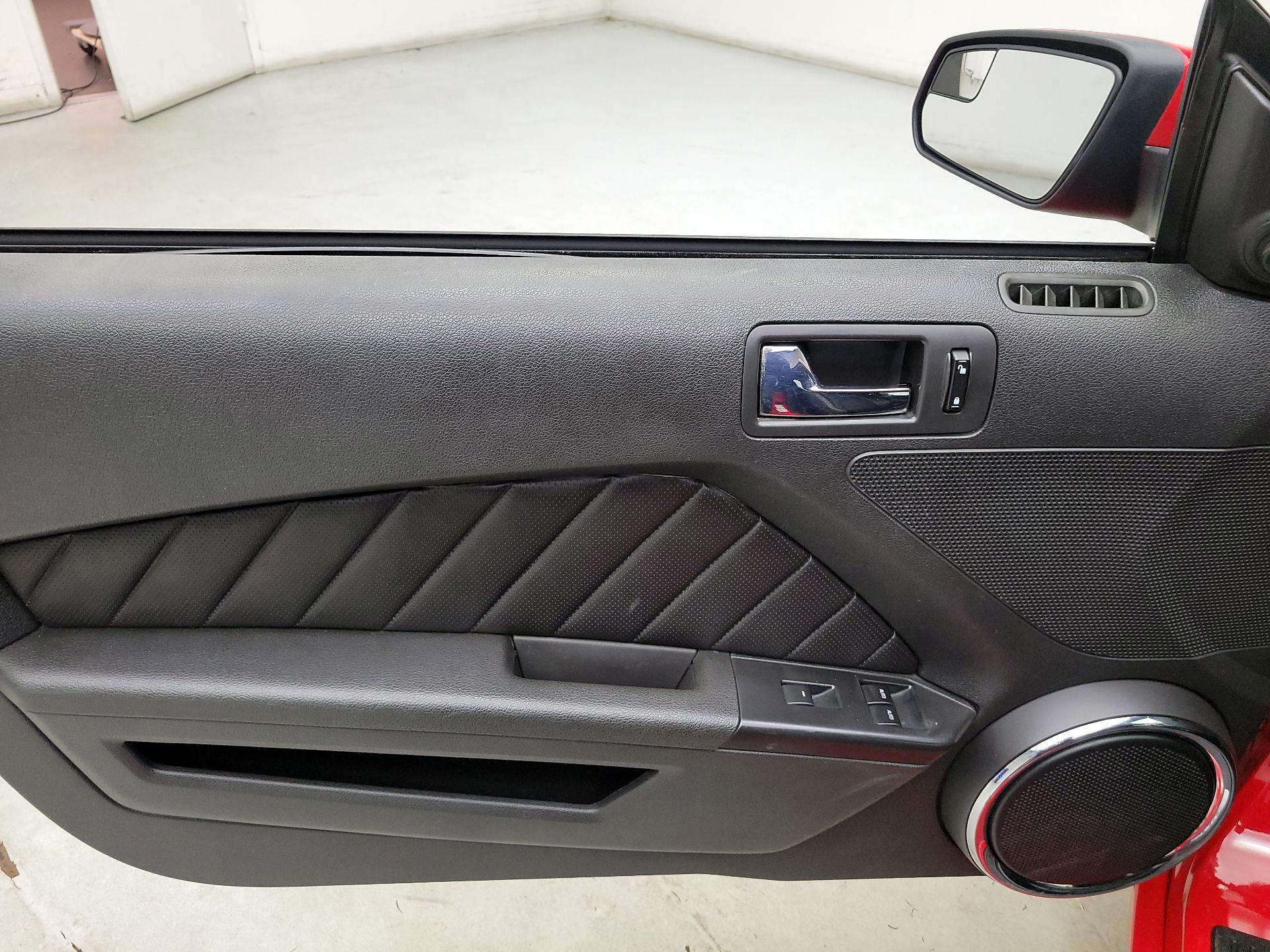 Thumbnail: 2014 Ford Mustang - 12