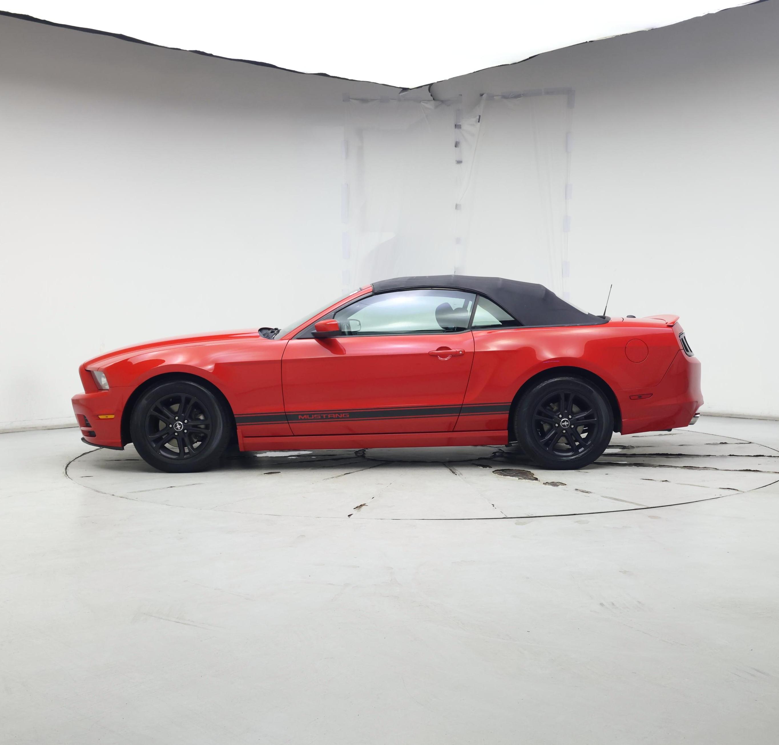 Thumbnail: 2014 Ford Mustang - 3