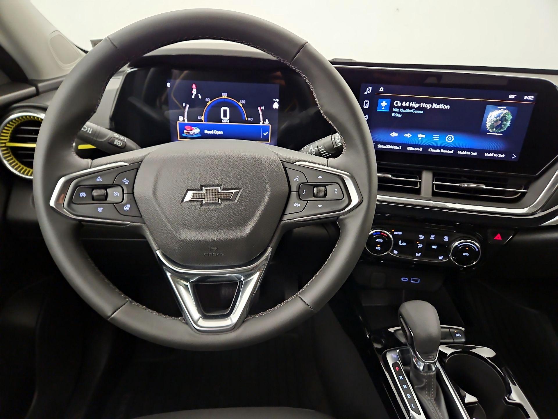 Thumbnail: 2025 Chevrolet Trax - 10