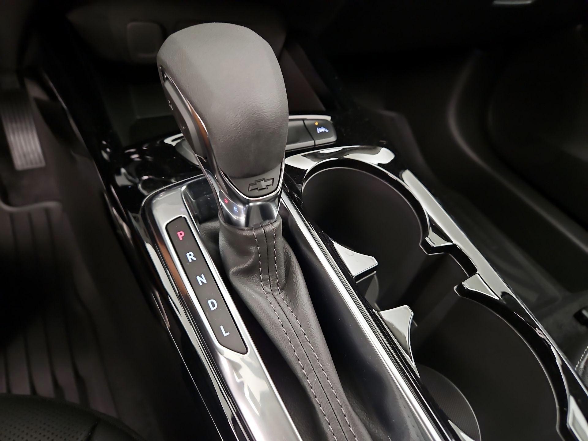 Thumbnail: 2025 Chevrolet Trax - 17