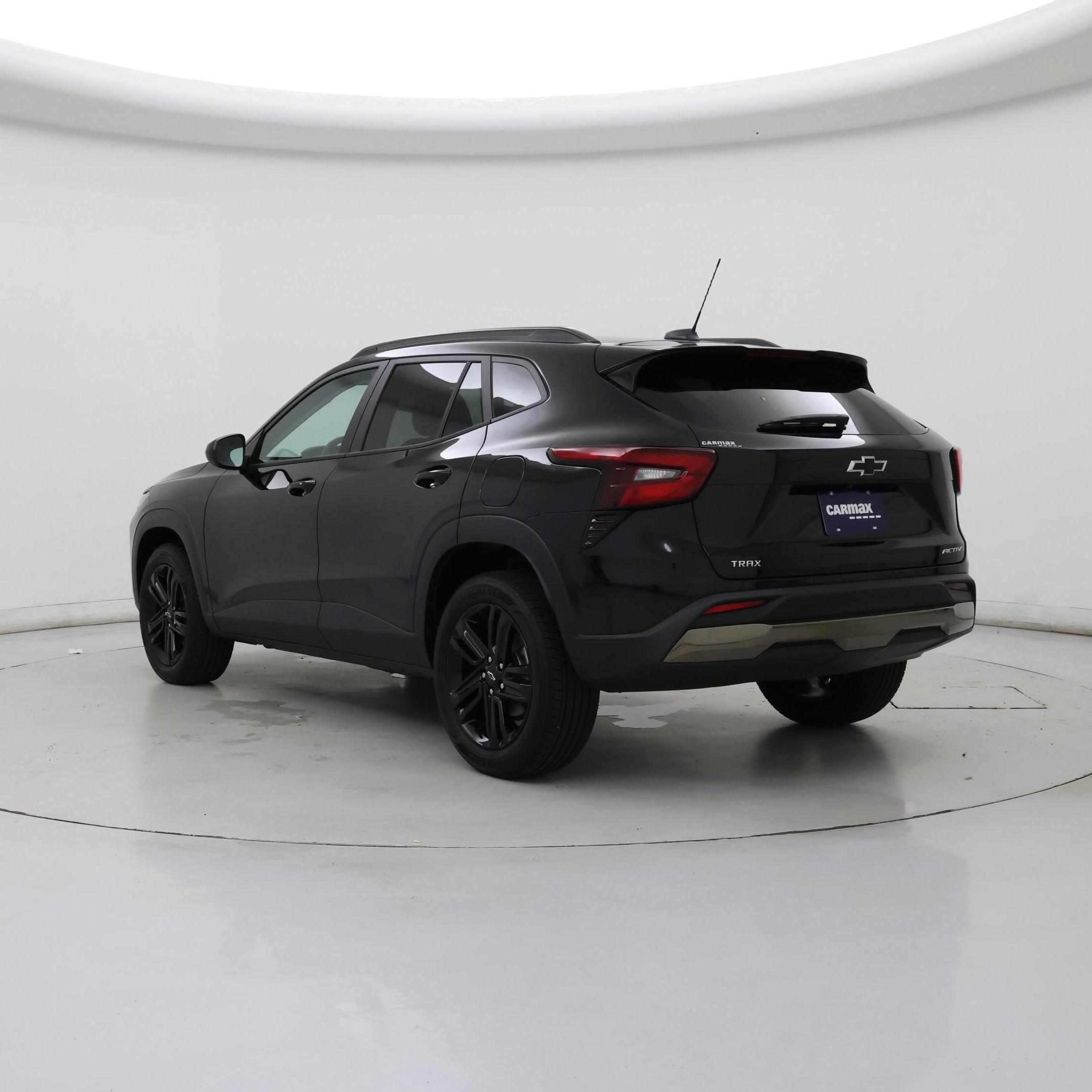 Thumbnail: 2025 Chevrolet Trax - 2