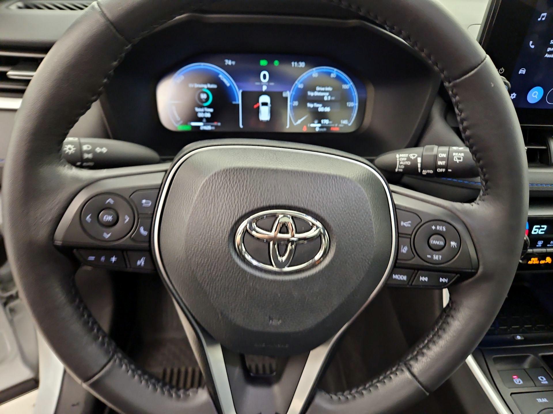Thumbnail: 2023 Toyota RAV4 - 10