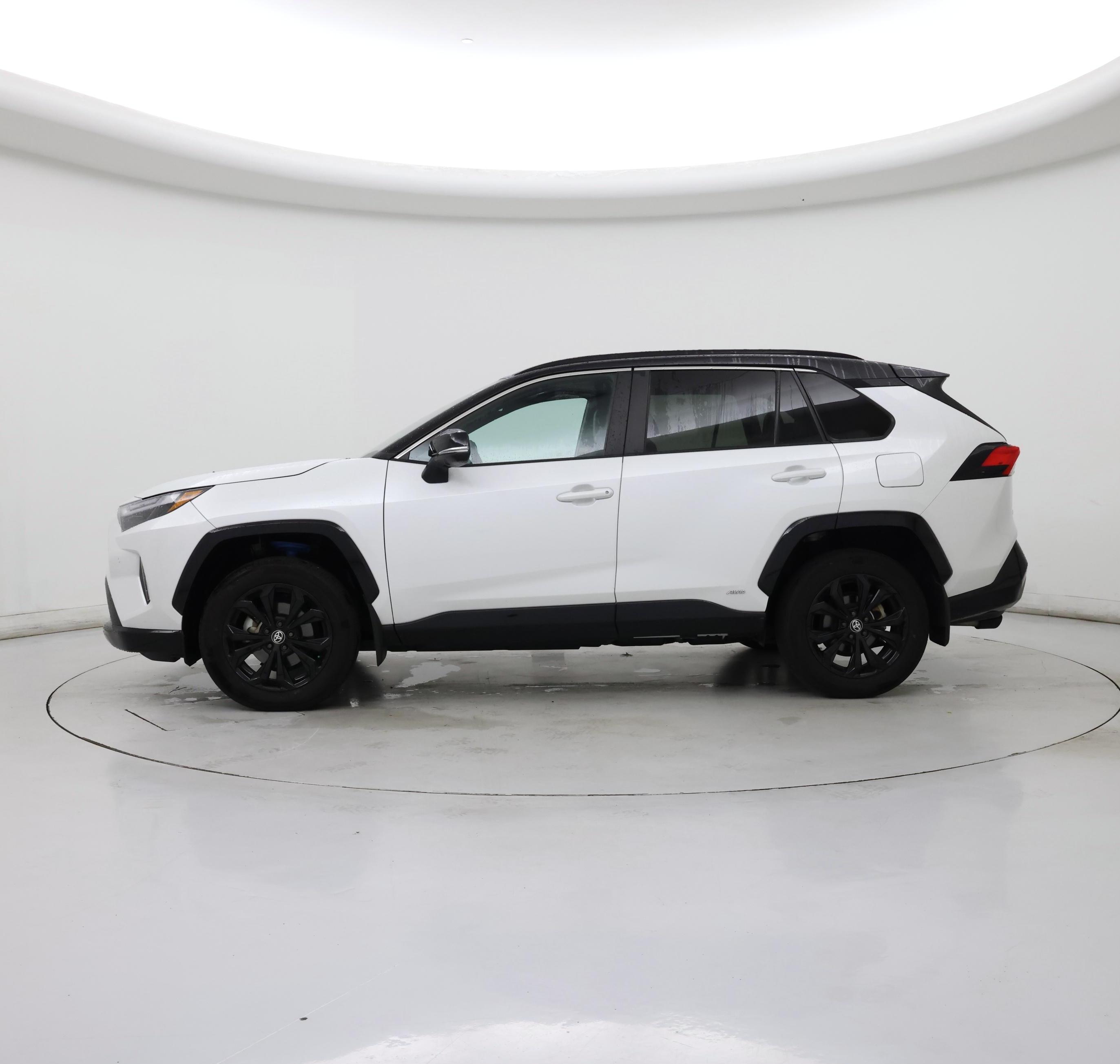 Thumbnail: 2023 Toyota RAV4 - 3