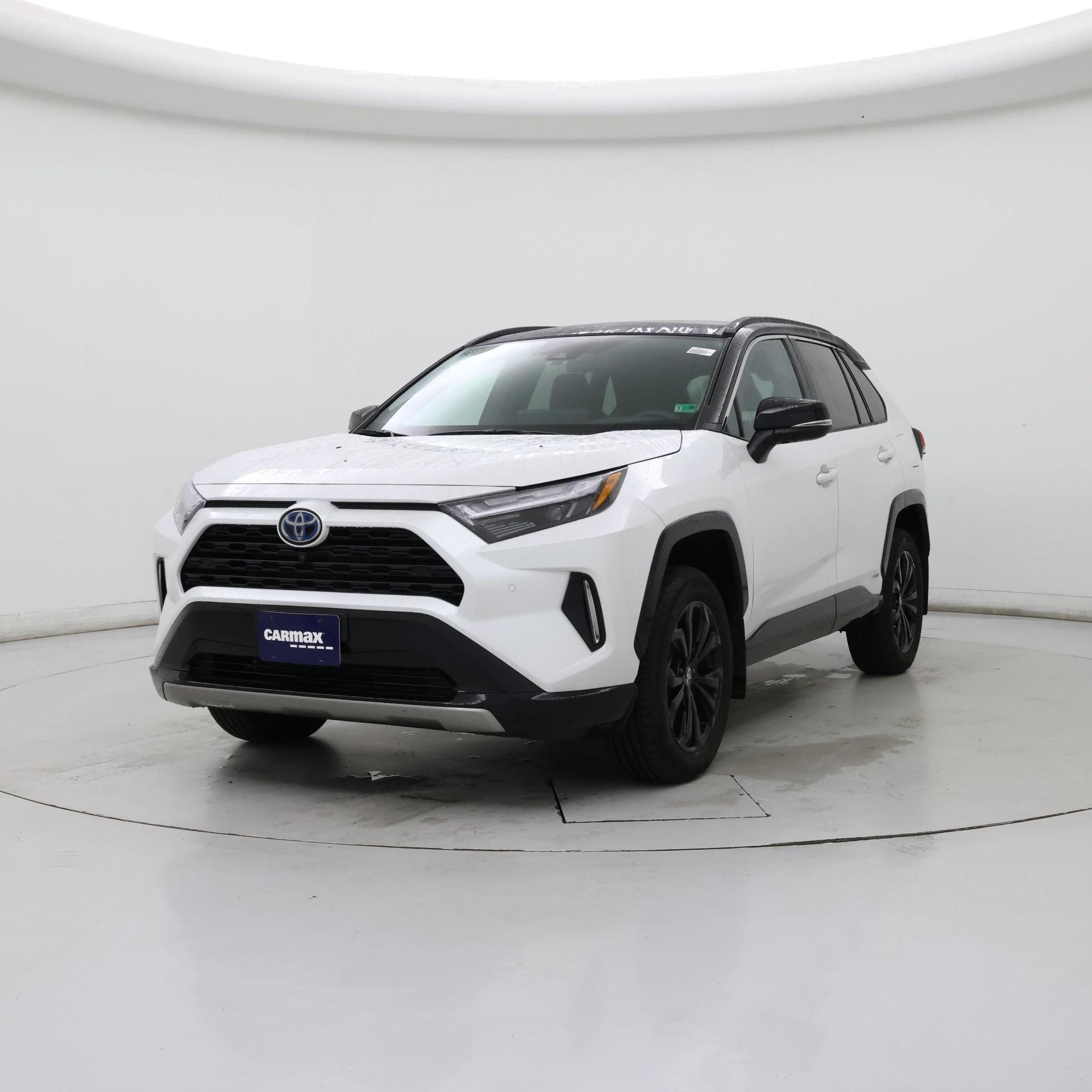 Thumbnail: 2023 Toyota RAV4 - 4