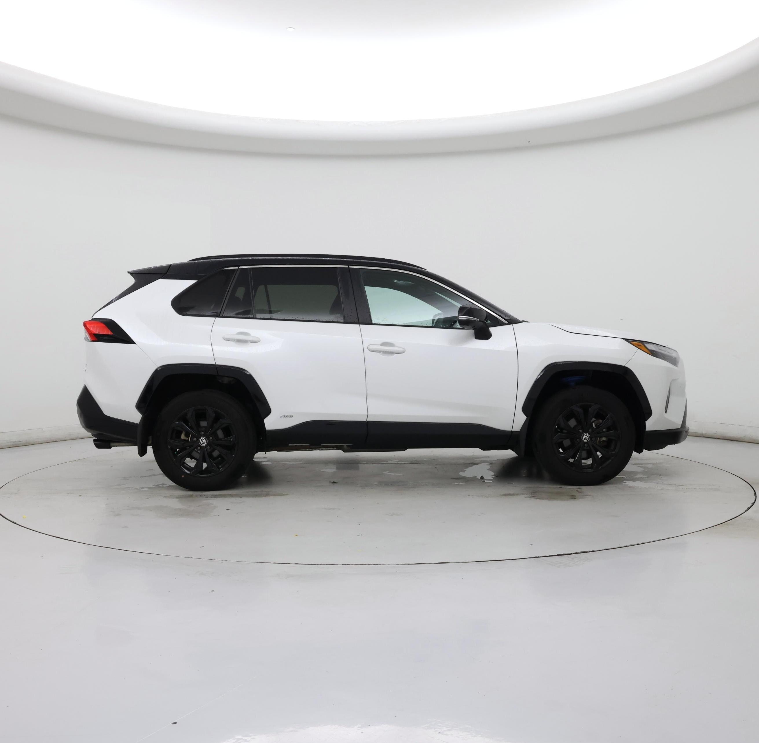 Thumbnail: 2023 Toyota RAV4 - 7