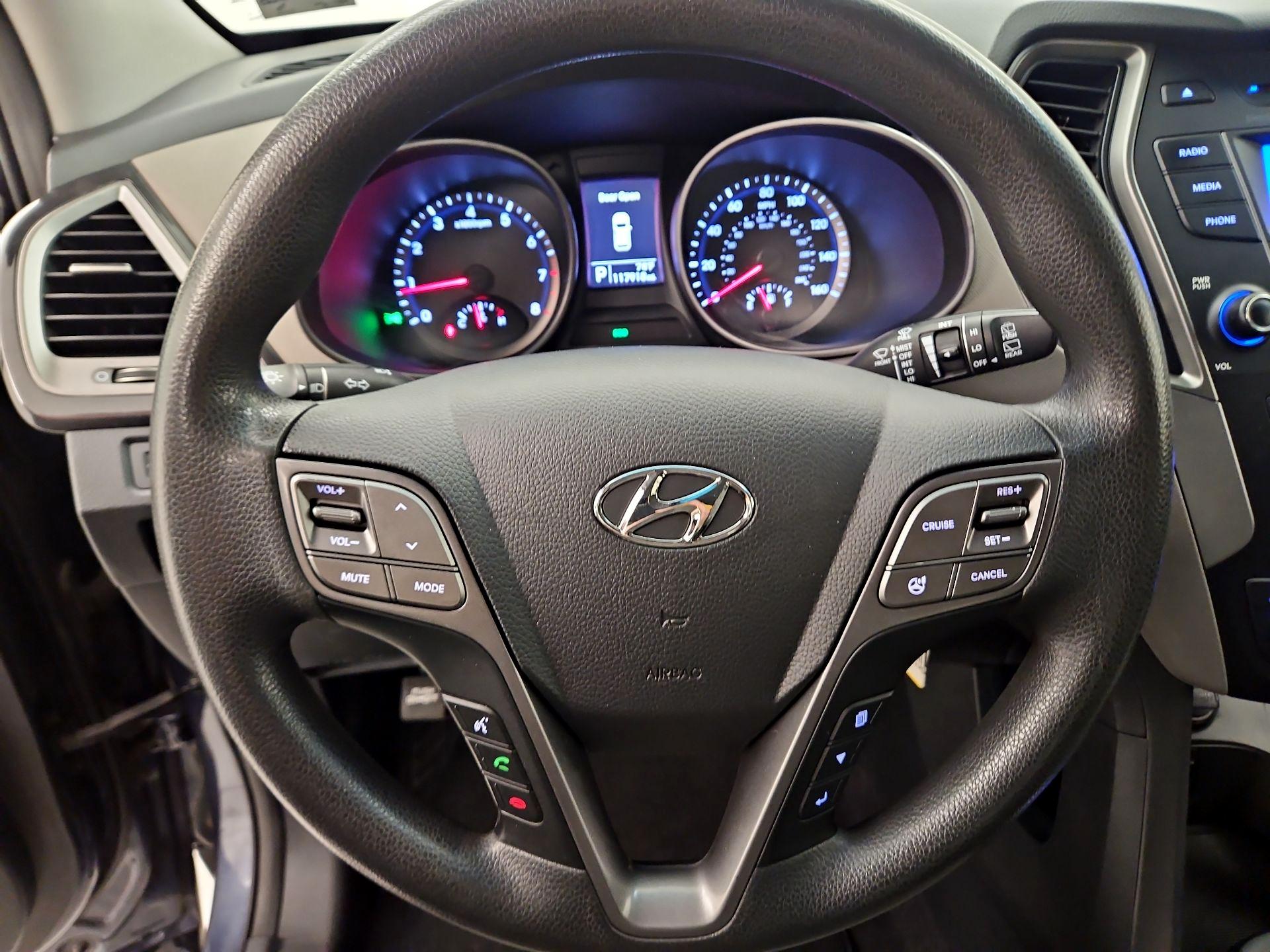 Thumbnail: 2014 Hyundai Santa Fe - 10