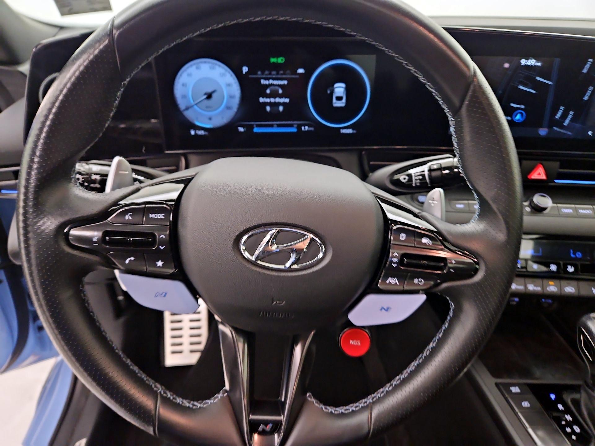 Thumbnail: 2022 Hyundai Elantra - 10