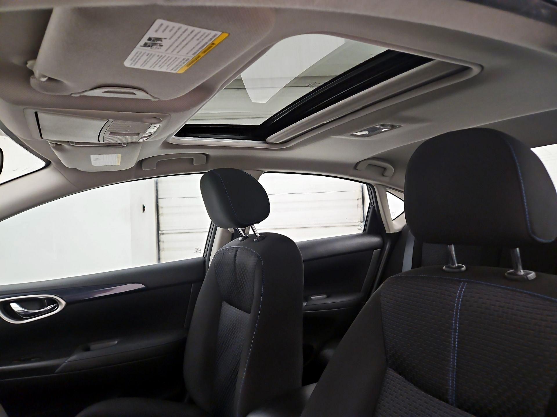 Thumbnail: 2017 Nissan Sentra - 19