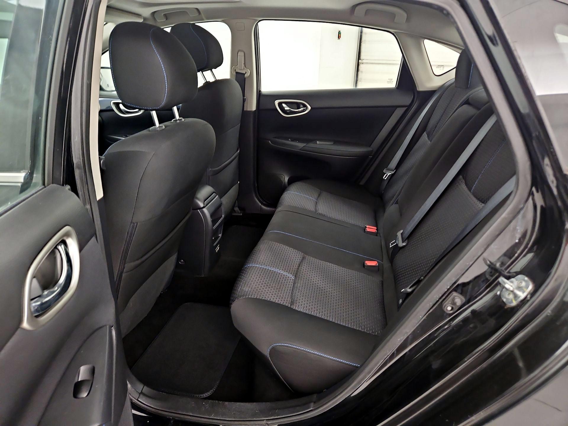 Thumbnail: 2017 Nissan Sentra - 20
