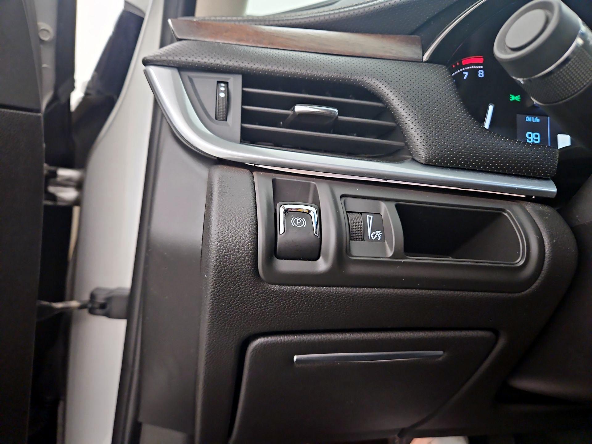 Thumbnail: 2019 Cadillac XTS - 13